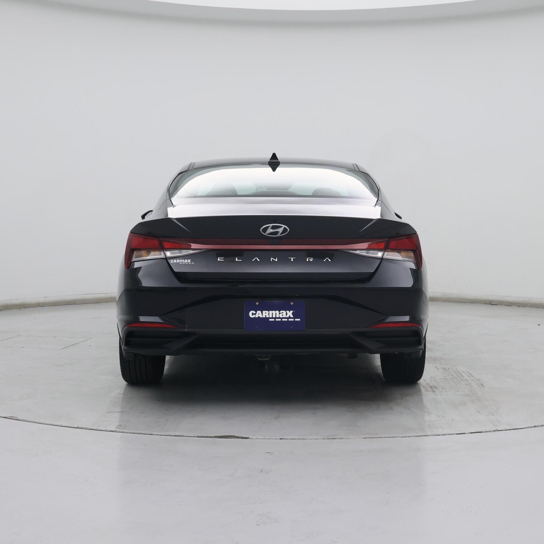 Thumbnail: 2023 Hyundai Elantra - 6