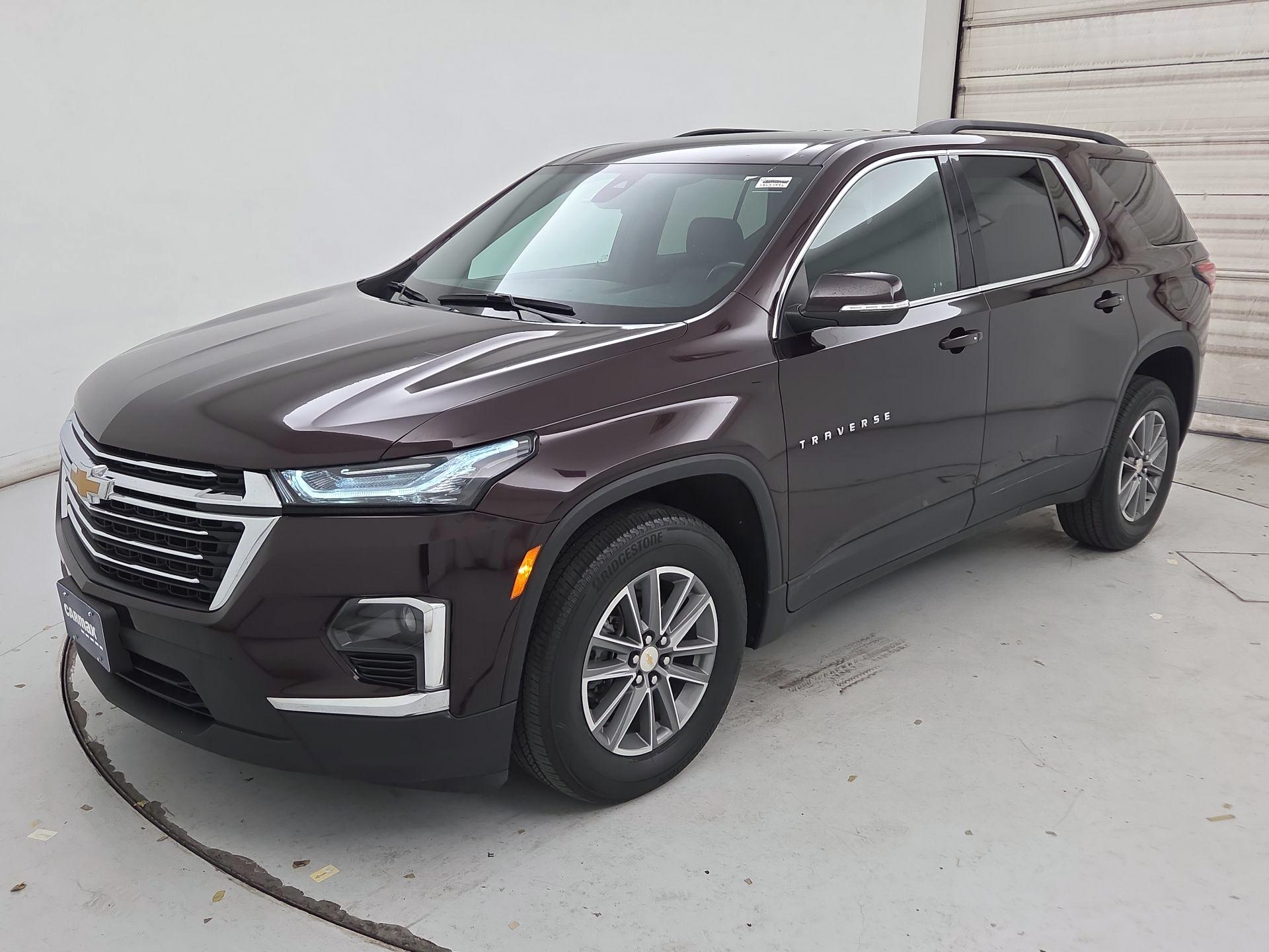 Thumbnail: 2022 Chevrolet Traverse - 3