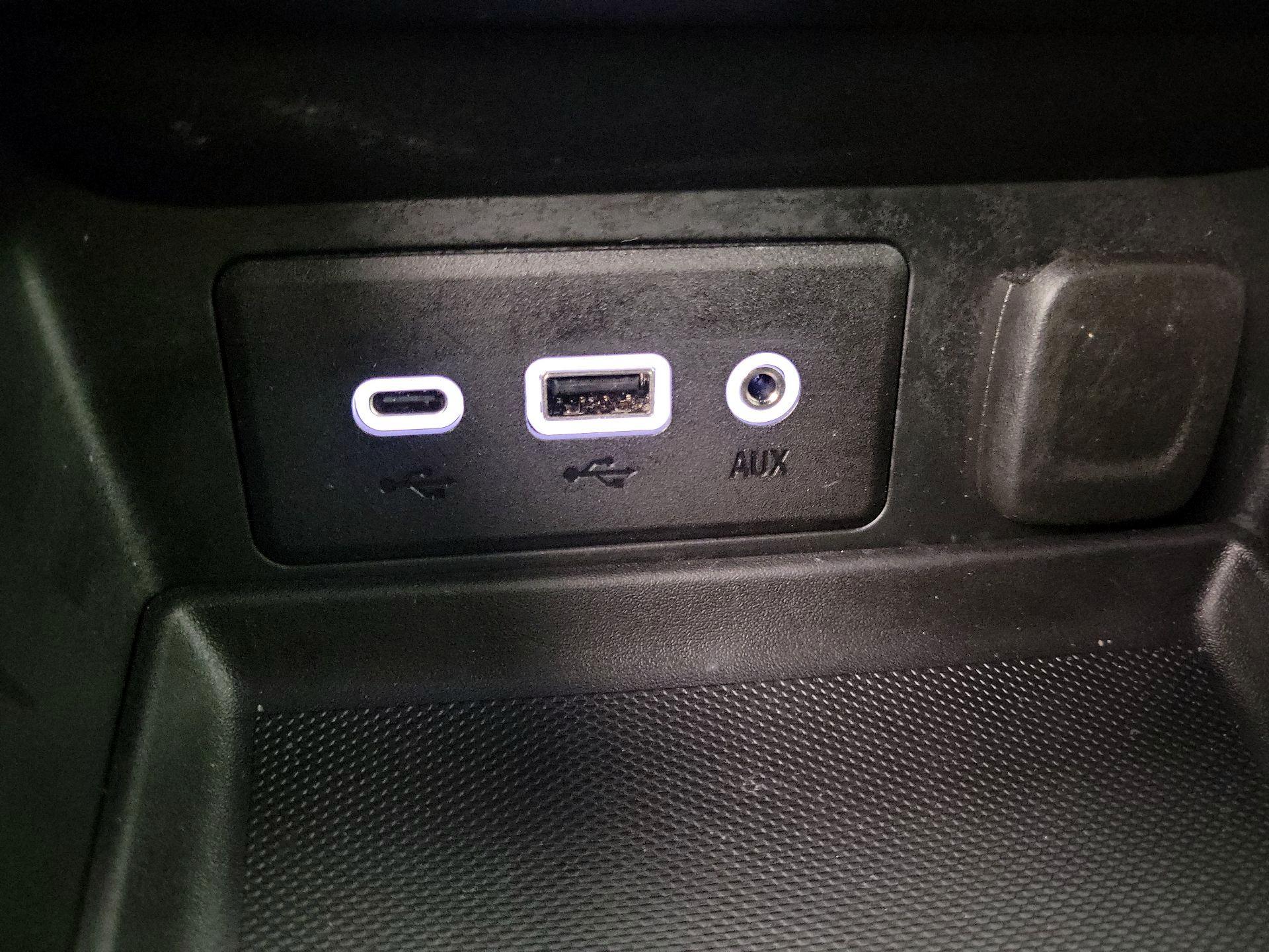 Thumbnail: 2022 GMC Terrain - 17