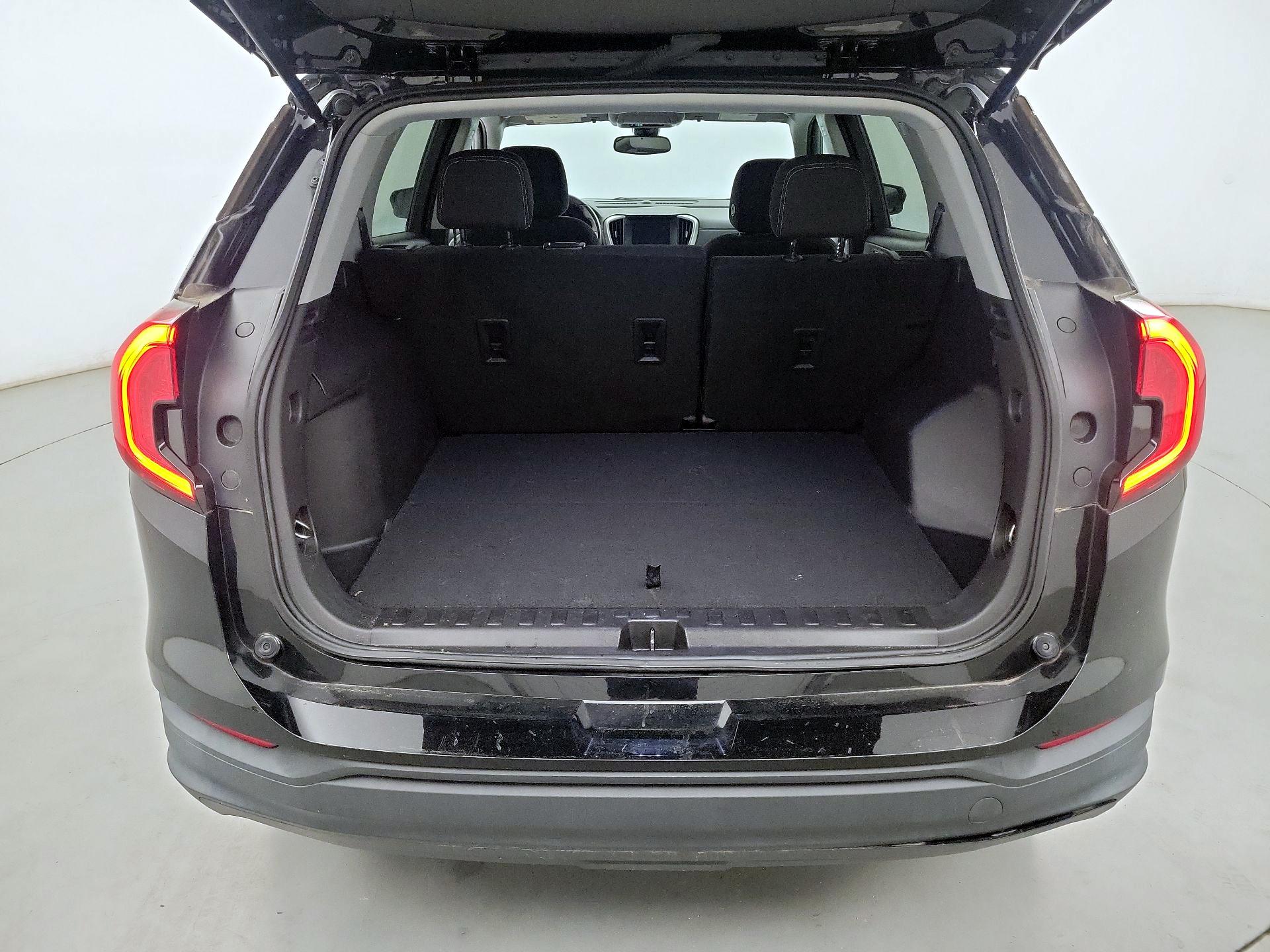 Thumbnail: 2022 GMC Terrain - 19