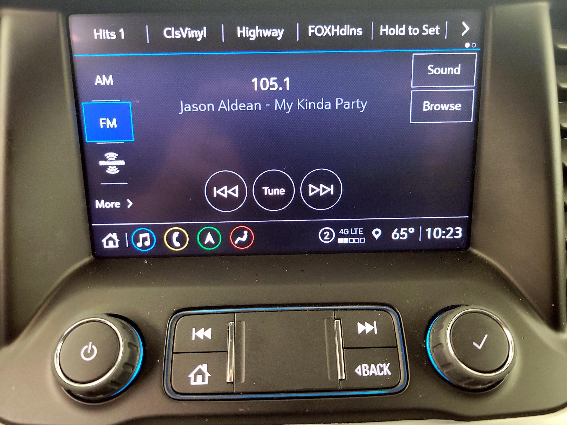 Thumbnail: 2023 GMC Acadia - 16
