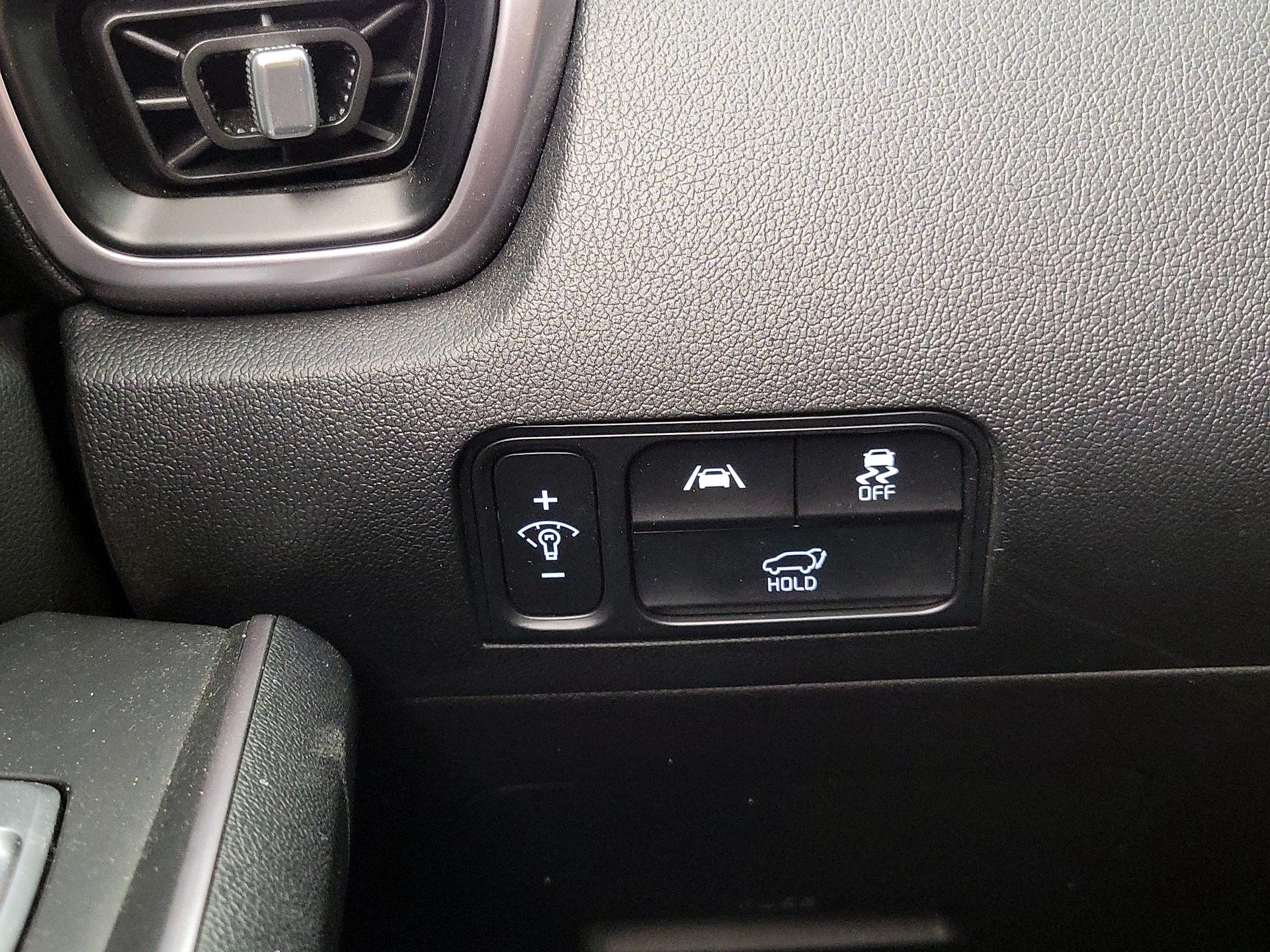 Thumbnail: 2023 Kia Sorento - 13