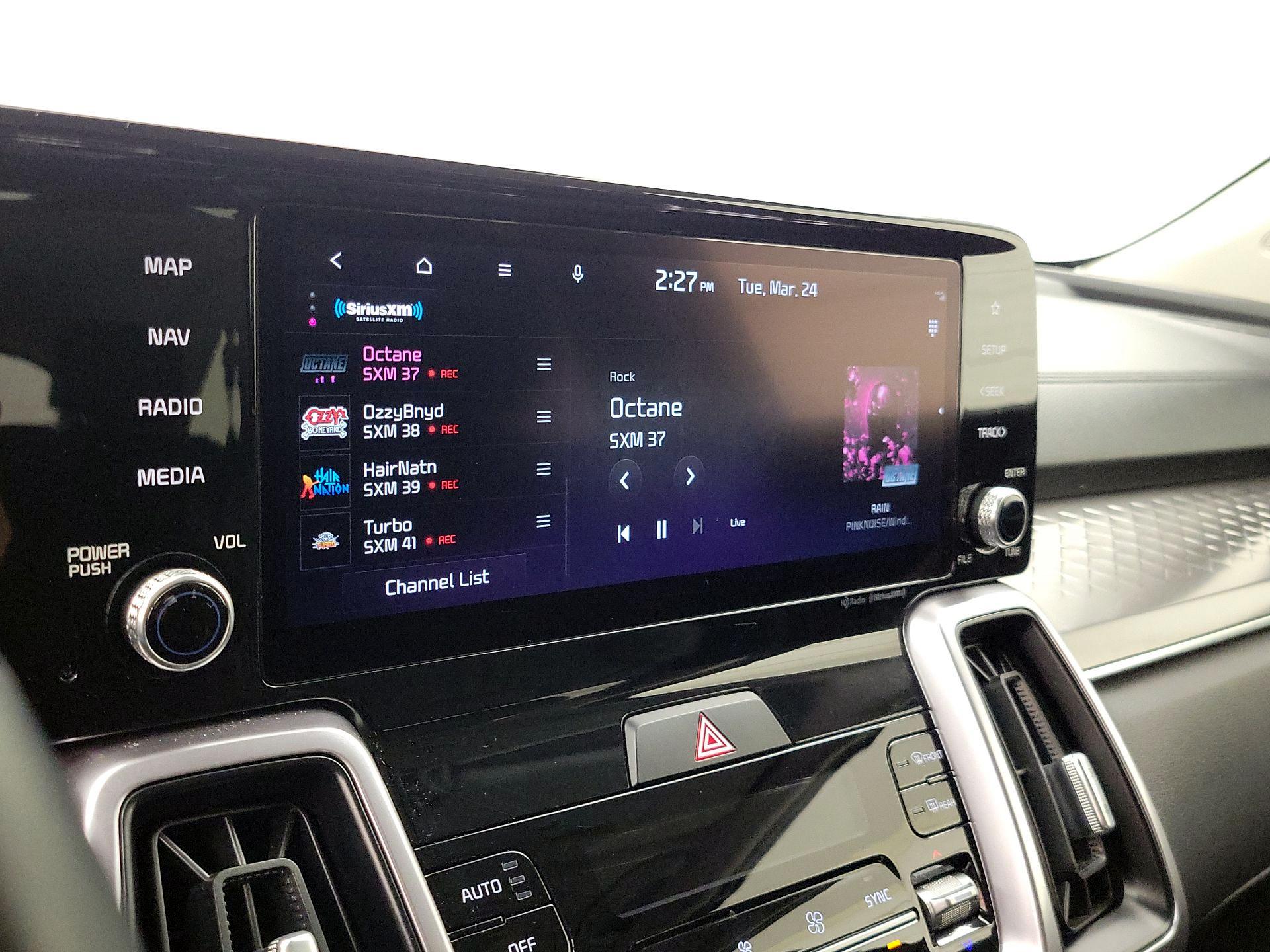 Thumbnail: 2023 Kia Sorento - 16