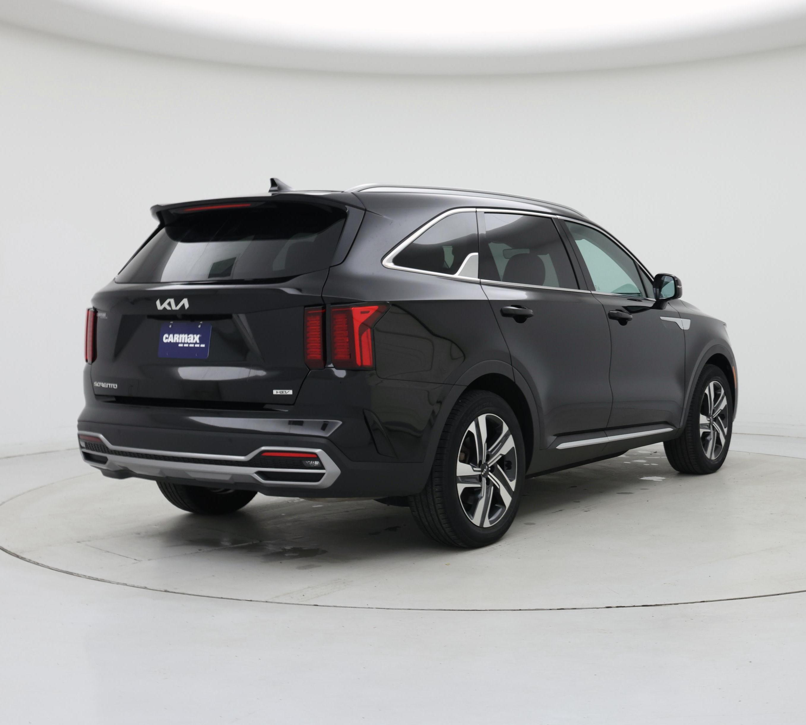 Thumbnail: 2023 Kia Sorento - 8