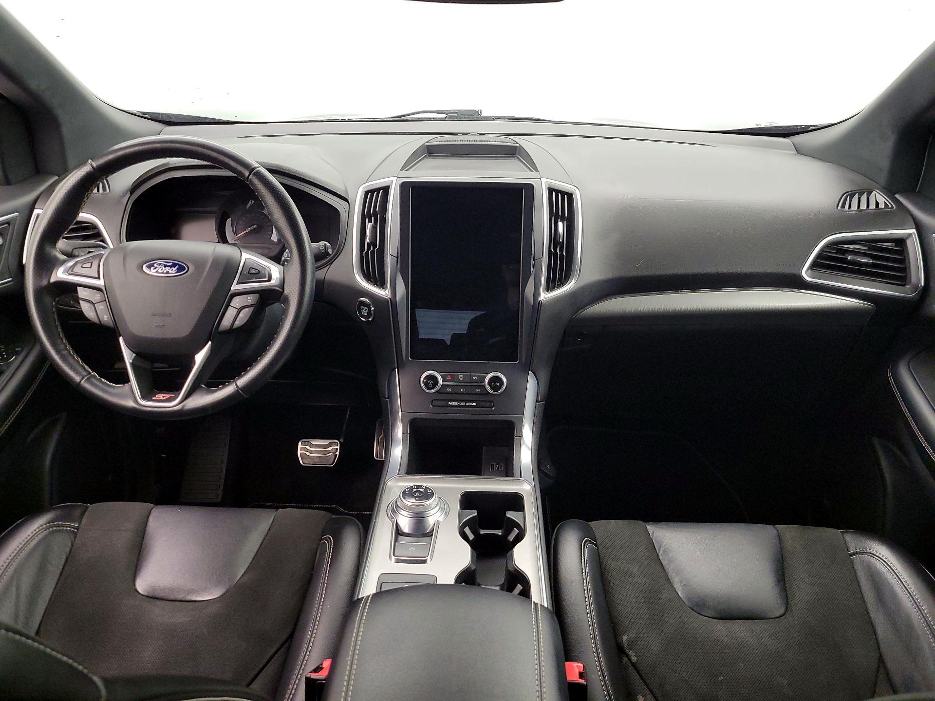 Thumbnail: 2022 Ford Edge - 9