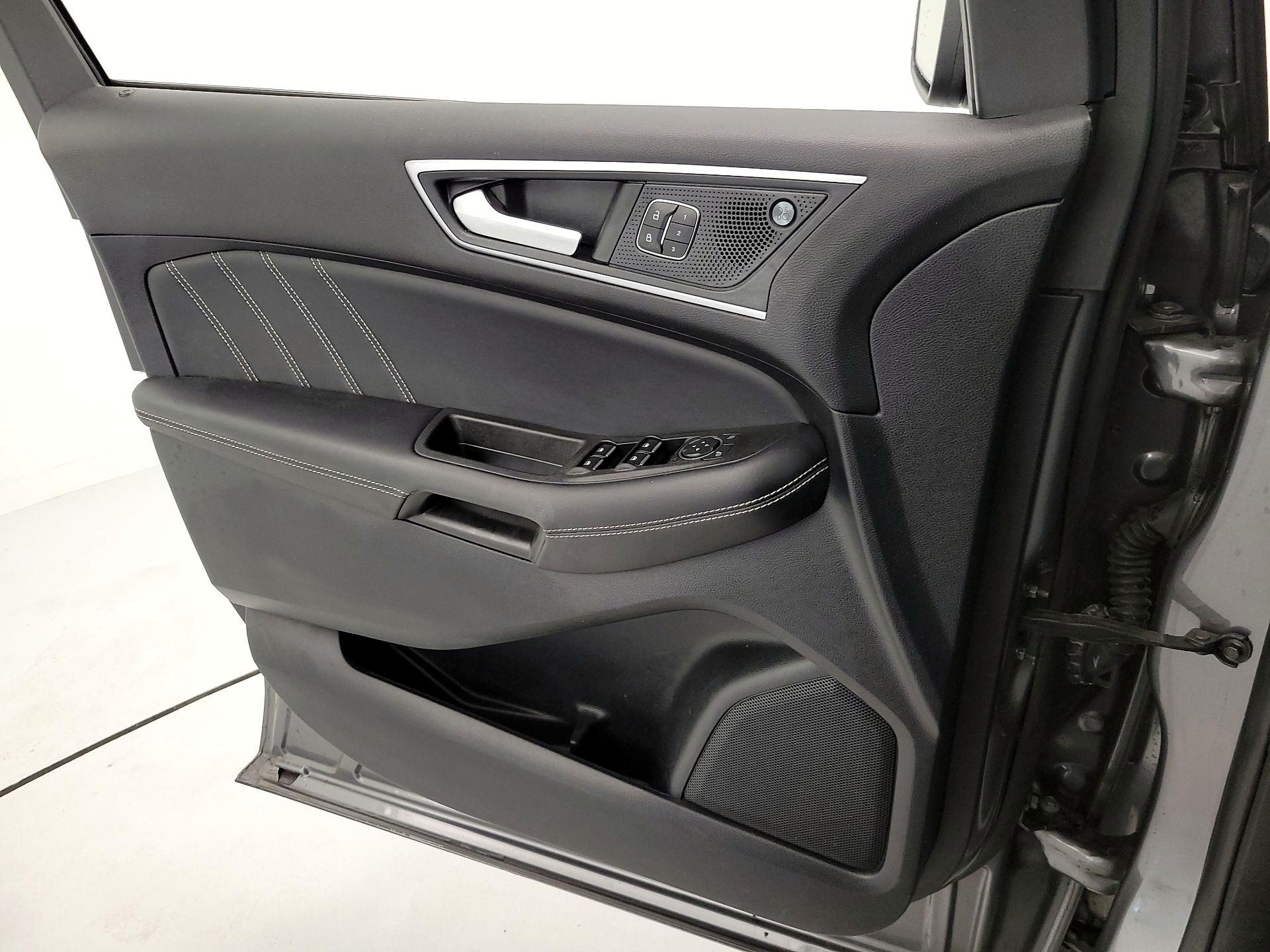 Thumbnail: 2022 Ford Edge - 12