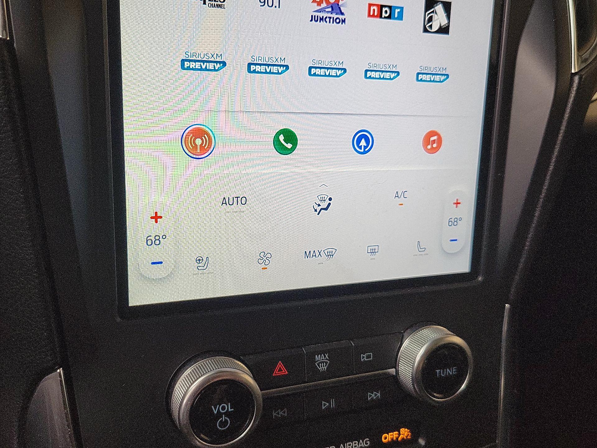 Thumbnail: 2022 Ford Edge - 17