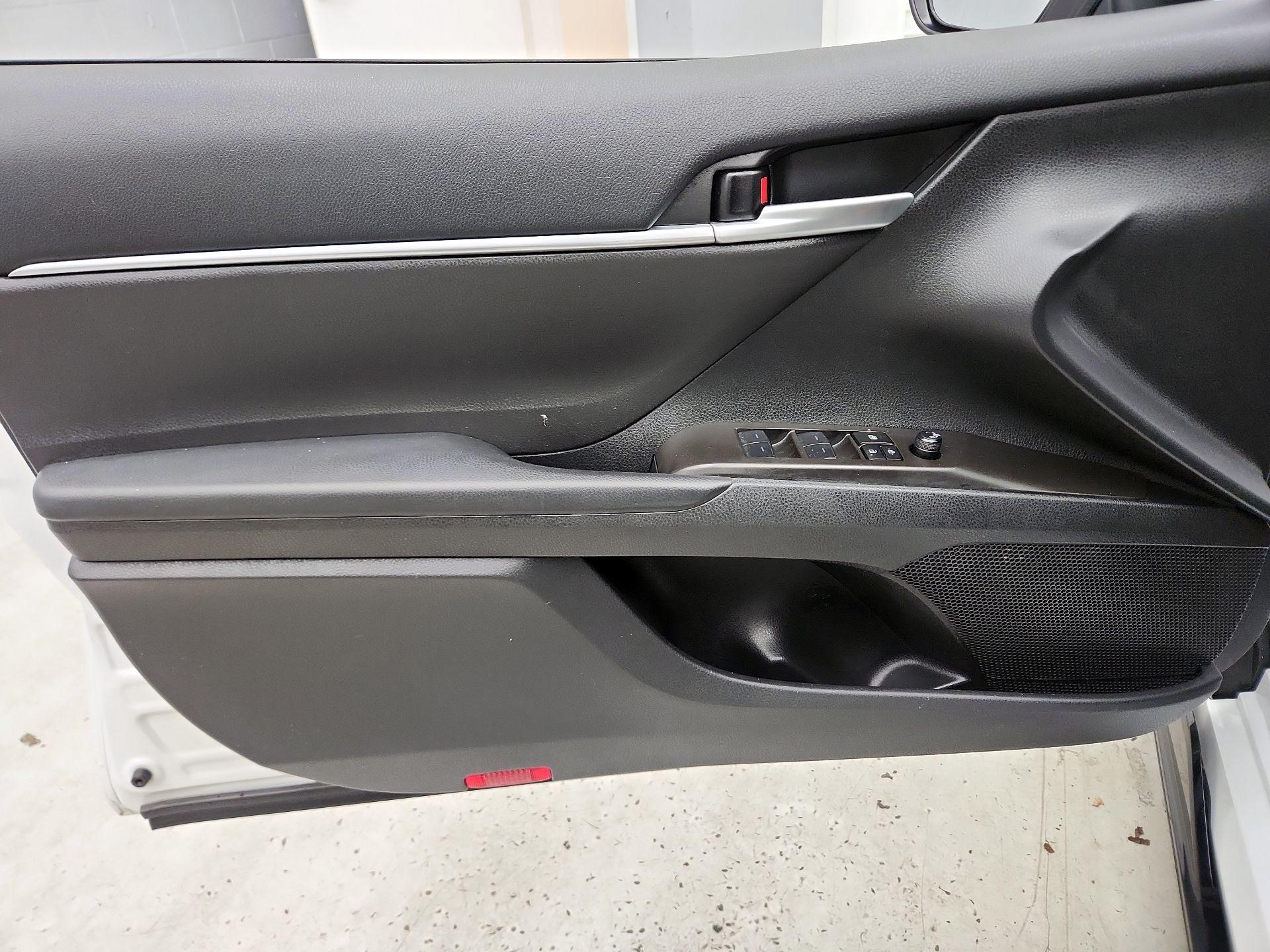 Thumbnail: 2024 Toyota Camry - 12