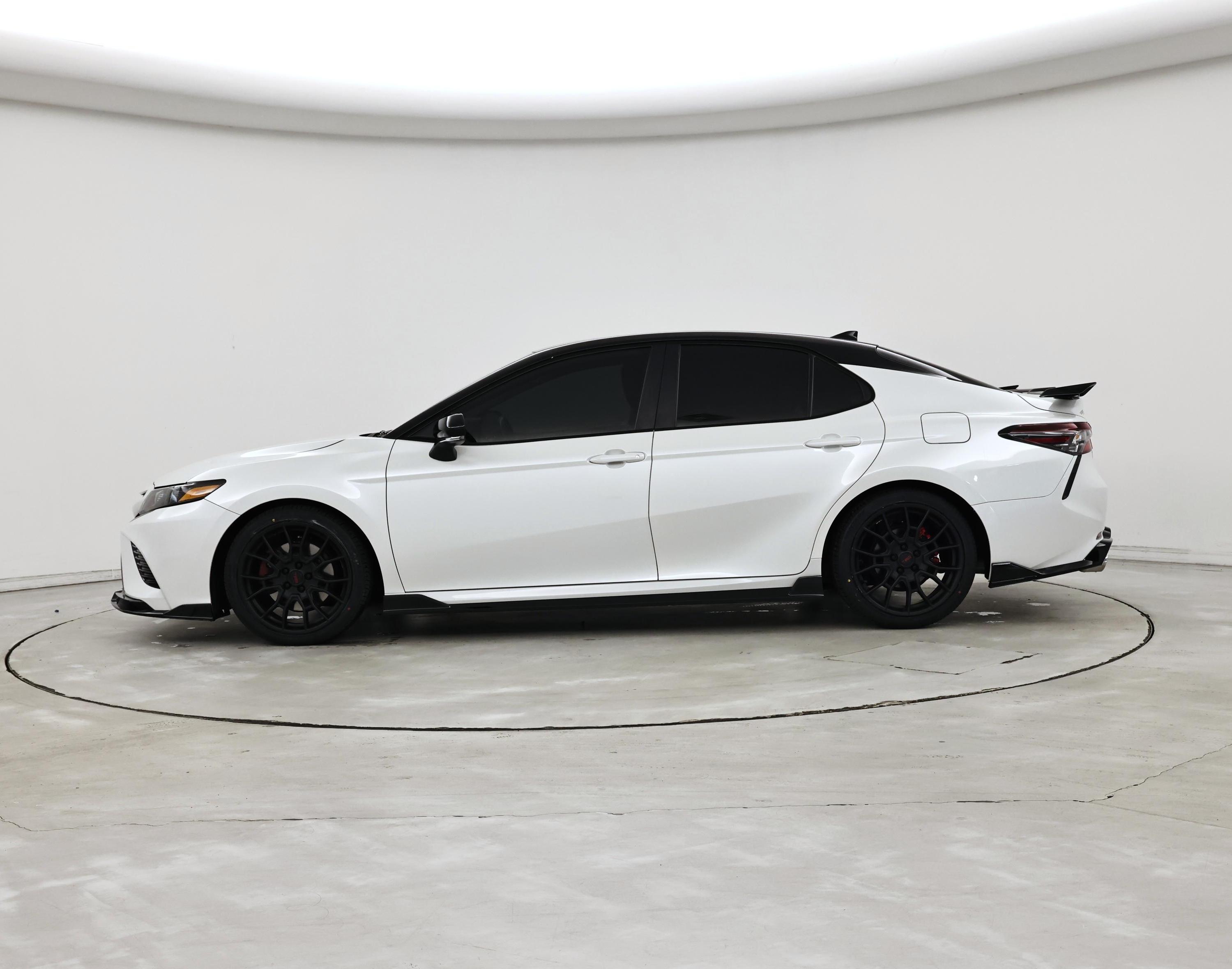 Thumbnail: 2024 Toyota Camry - 3