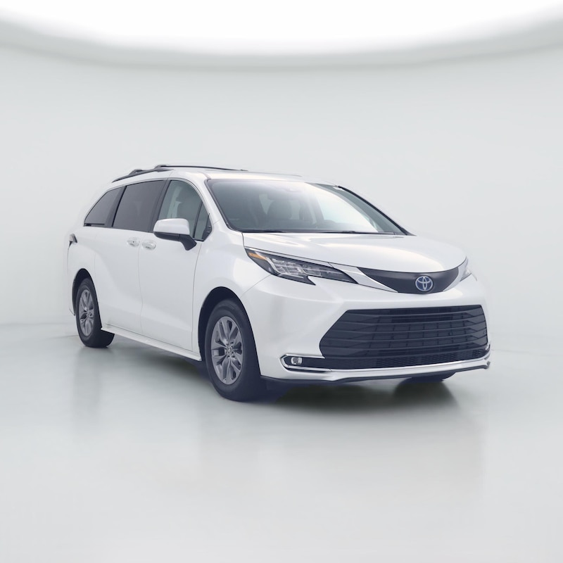 2023 Toyota Sienna Hybrid XLE