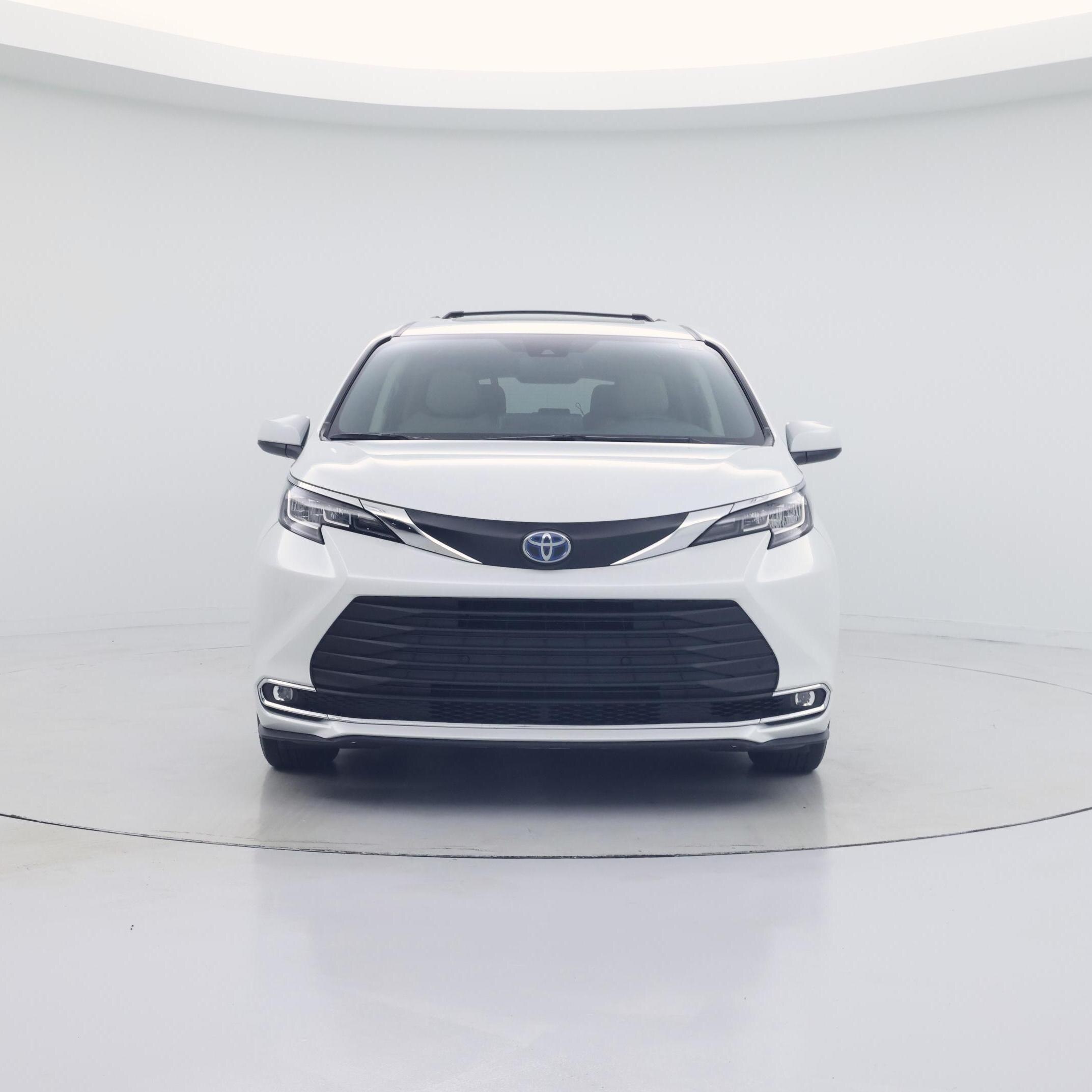 Thumbnail: 2023 Toyota Sienna - 5