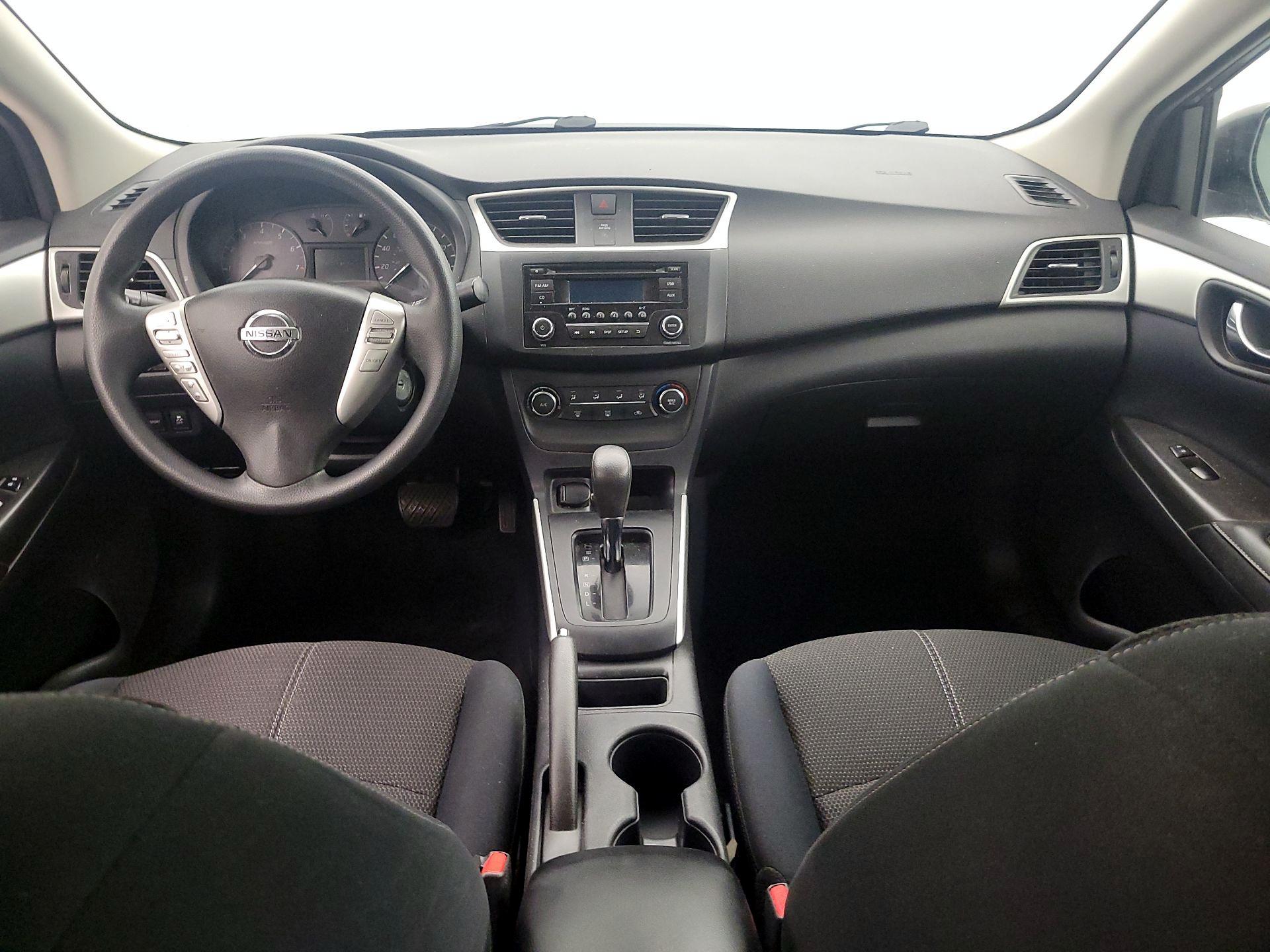 Thumbnail: 2017 Nissan Sentra - 9