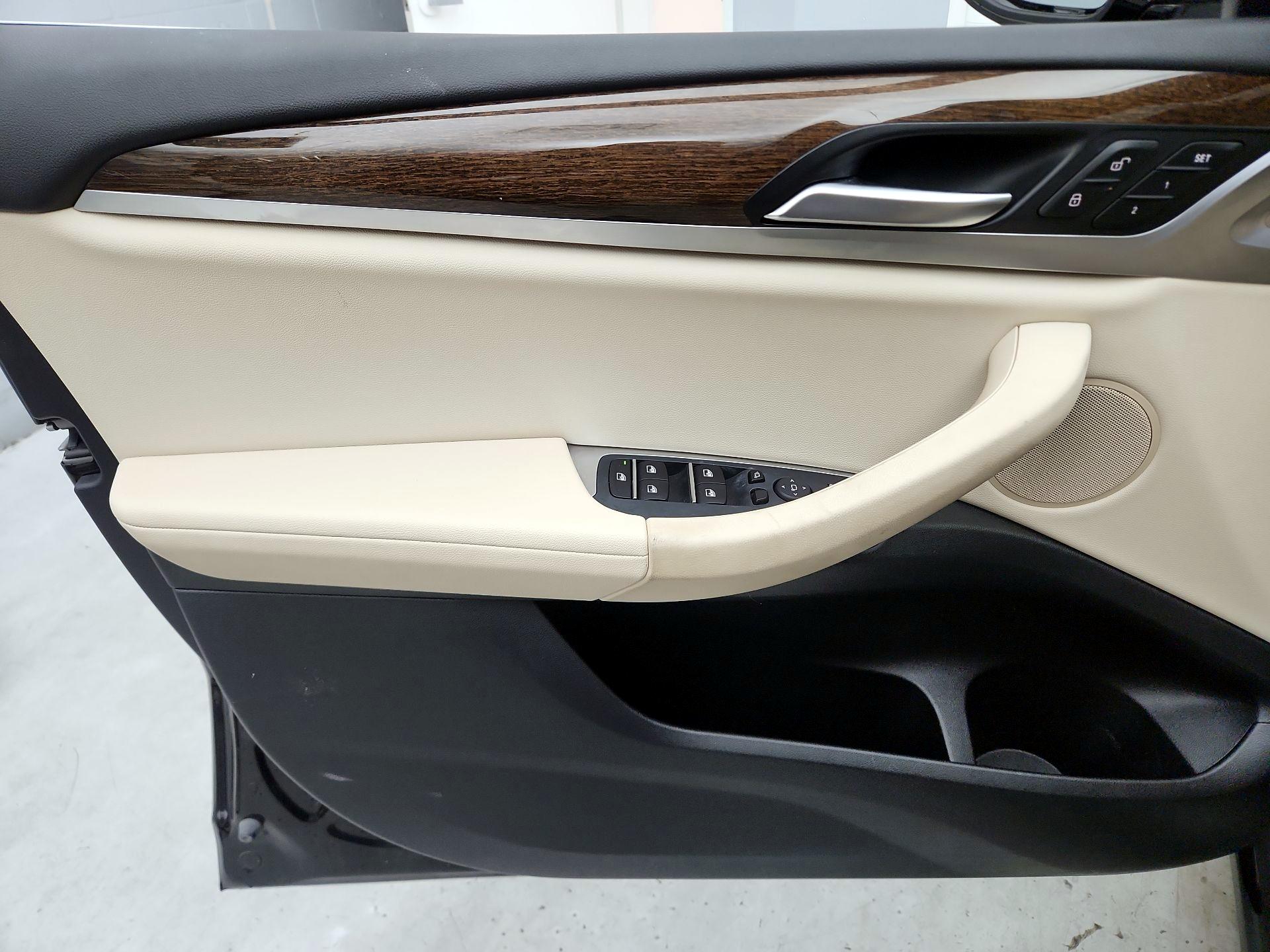 Thumbnail: 2019 BMW X3 - 12