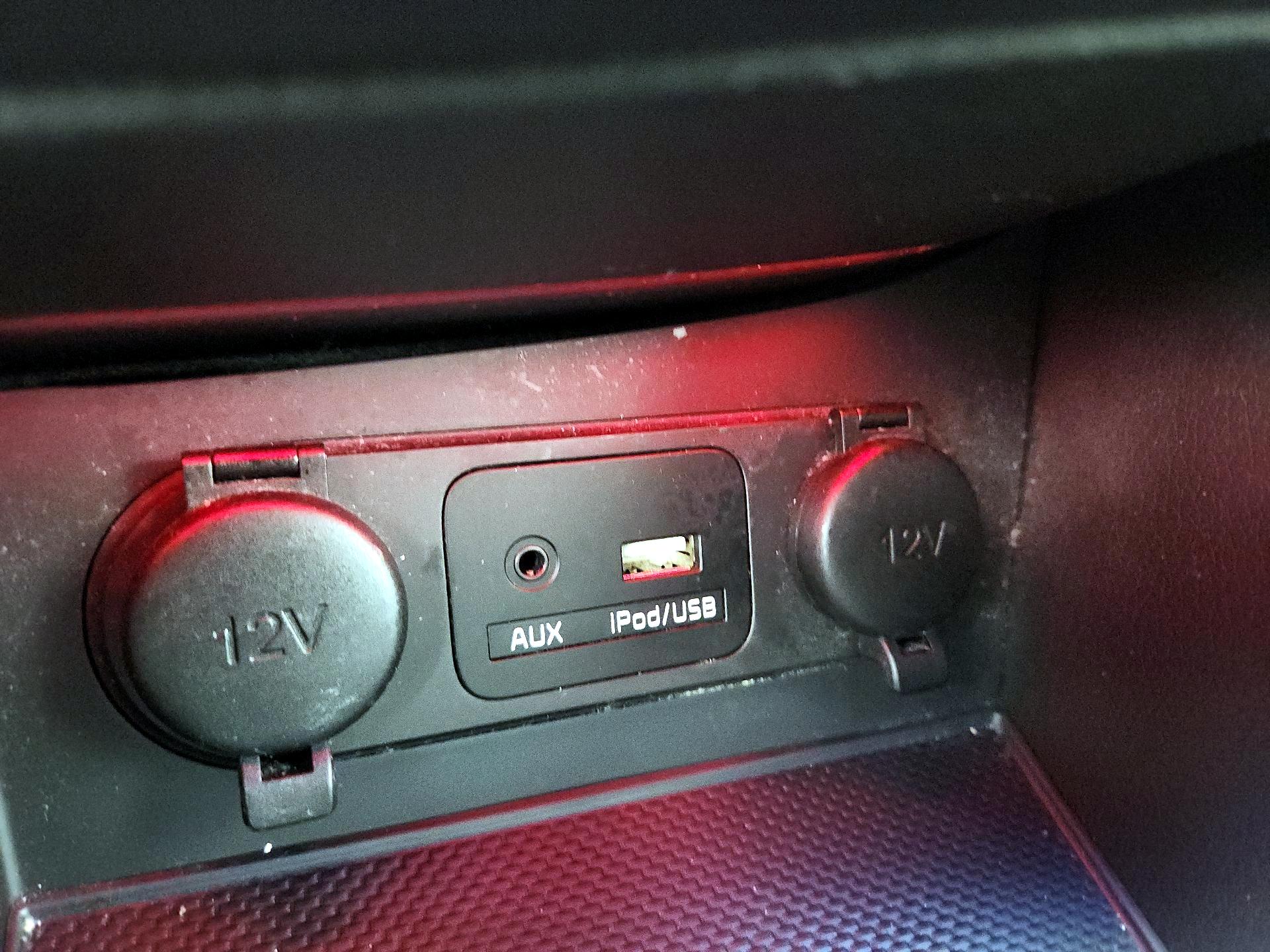 Thumbnail: 2015 Kia Optima - 19