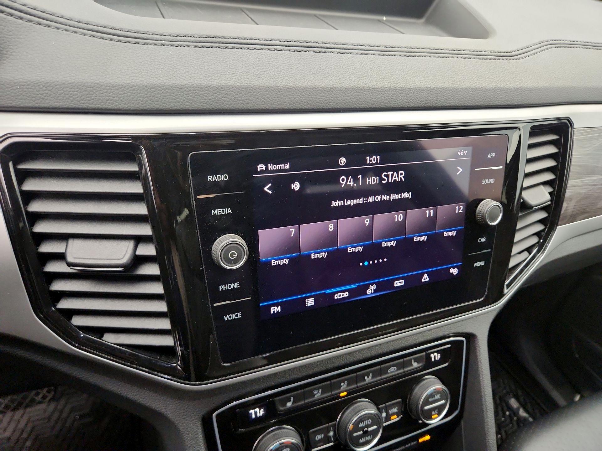 Thumbnail: 2022 Volkswagen Atlas - 15