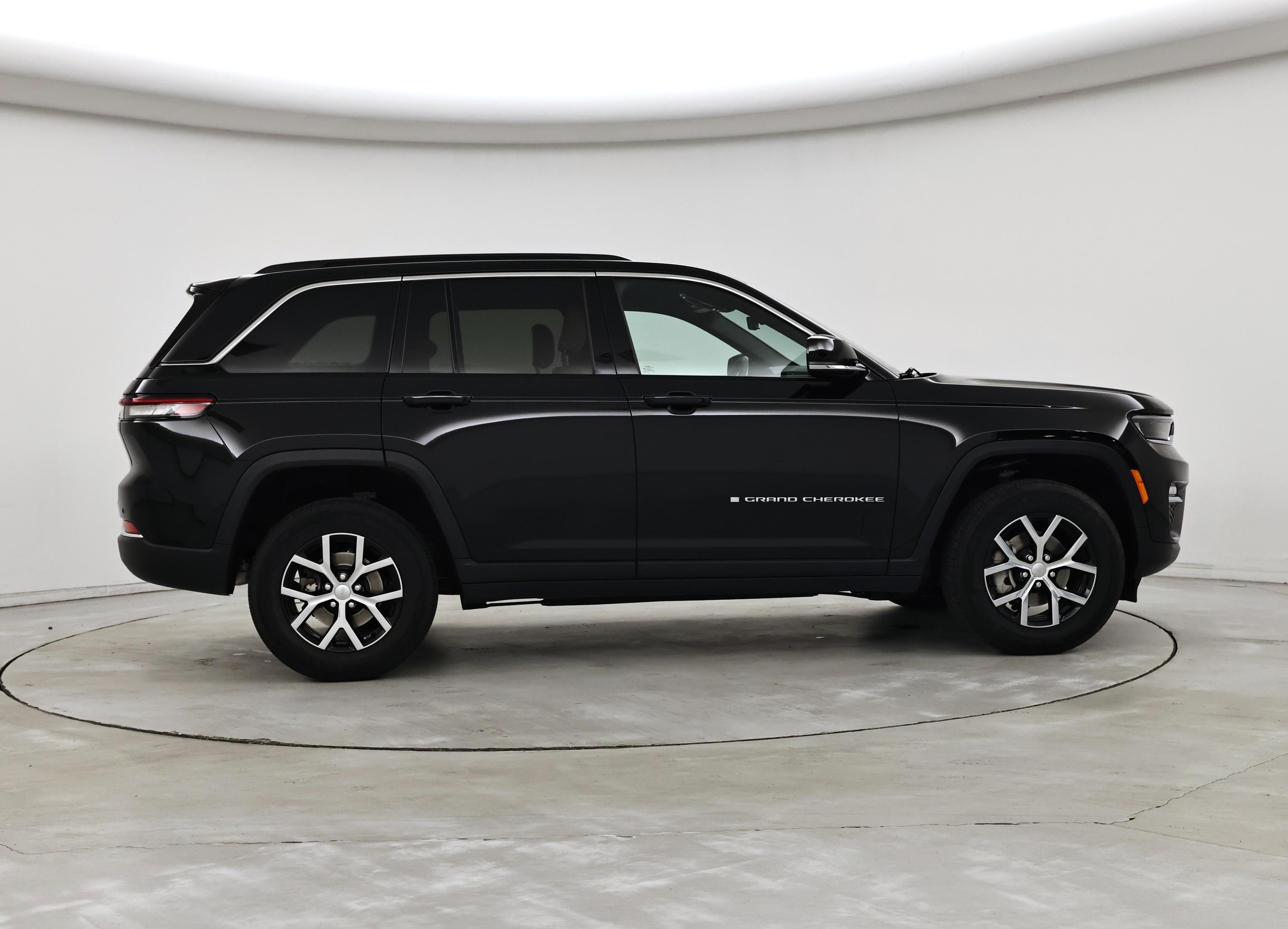 Thumbnail: 2025 Jeep Grand Cherokee - 7