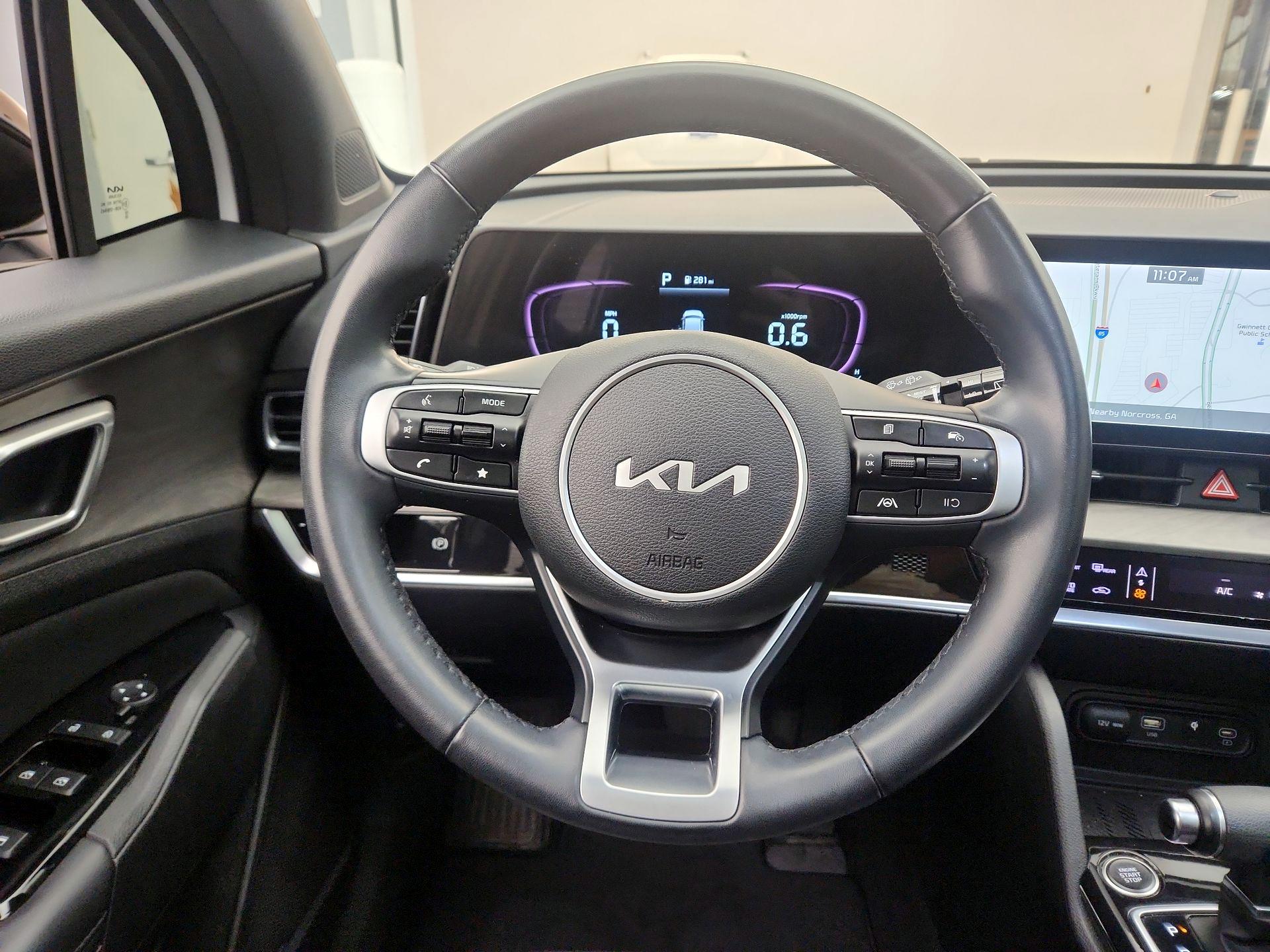 Thumbnail: 2023 Kia Sportage - 10