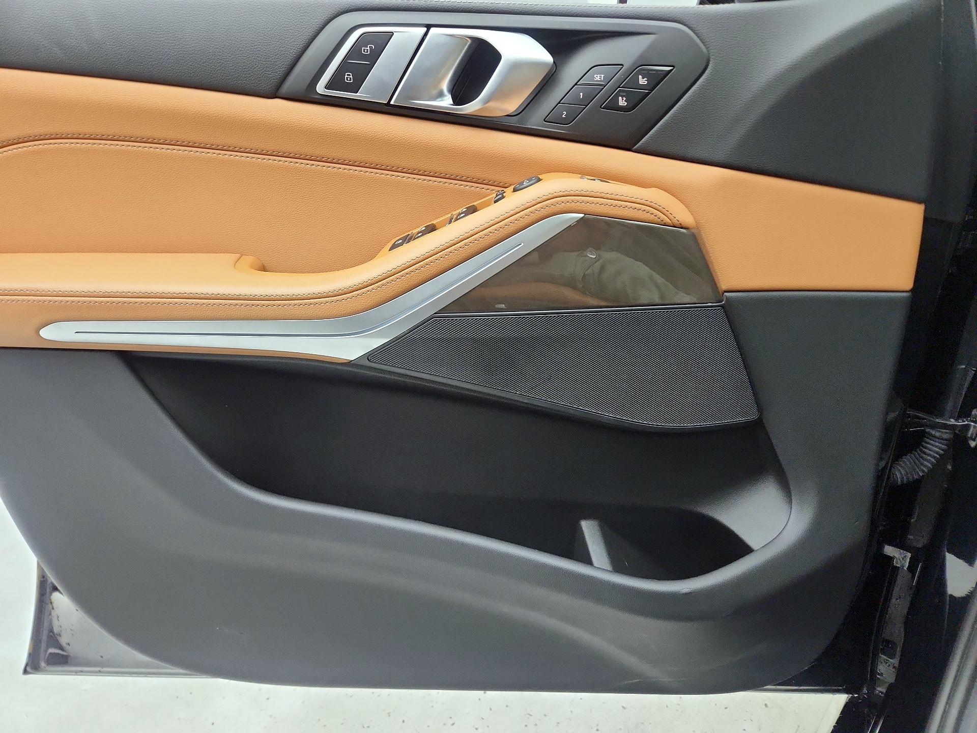 Thumbnail: 2022 BMW X5 - 12