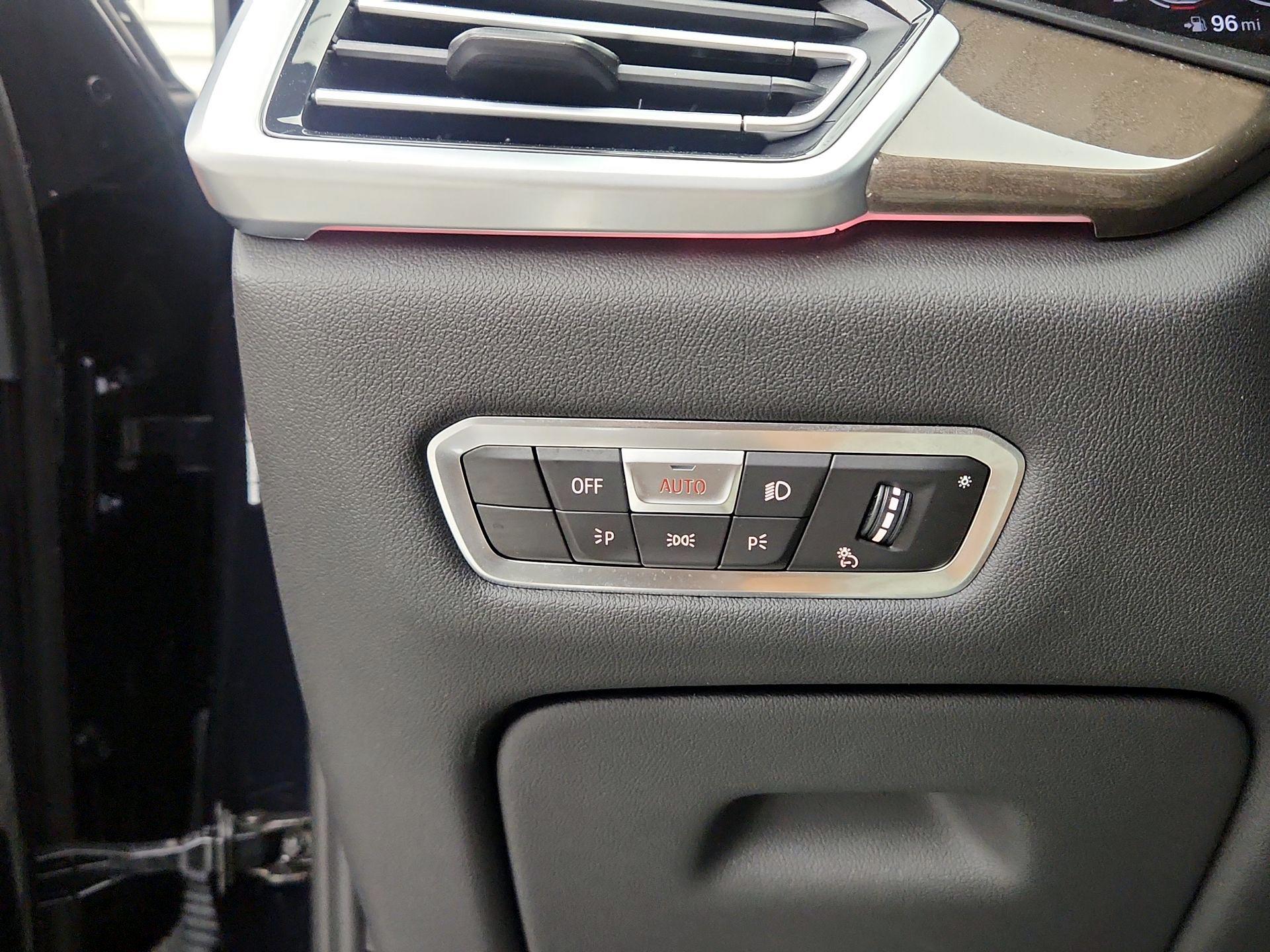 Thumbnail: 2022 BMW X5 - 13