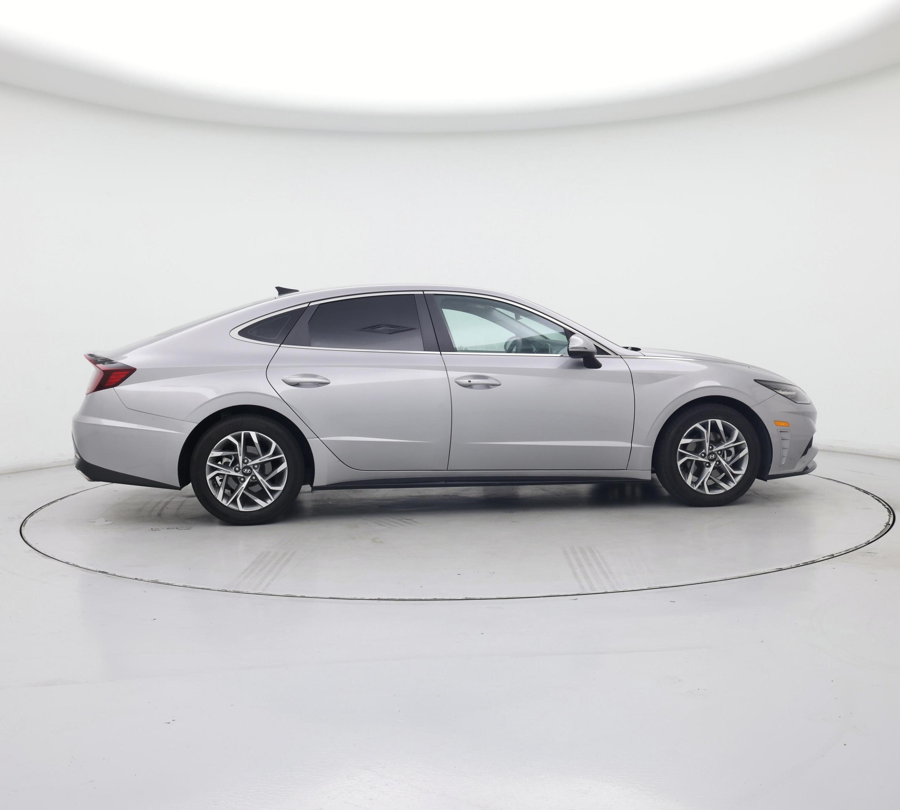 Thumbnail: 2023 Hyundai Sonata - 7