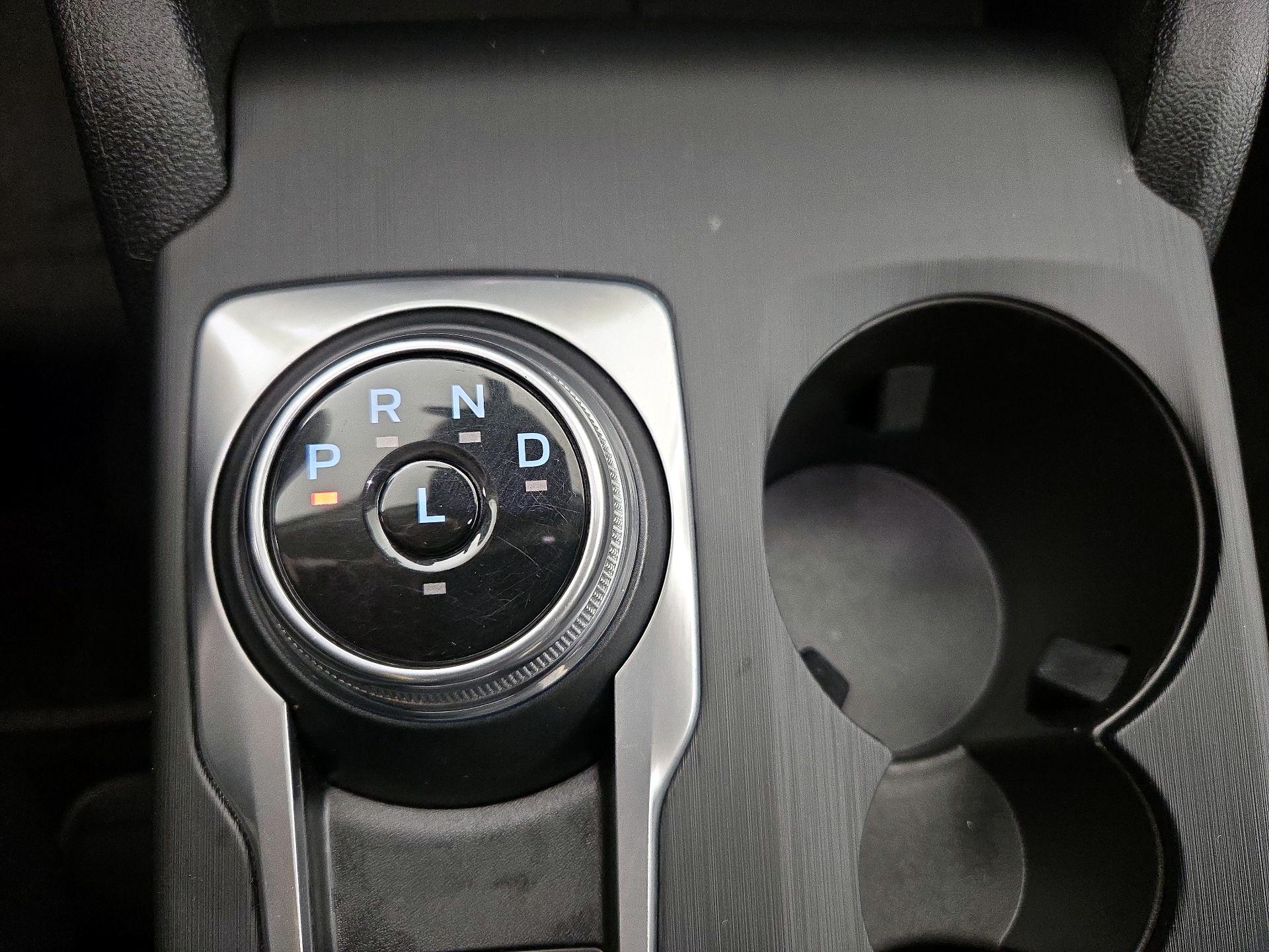 Thumbnail: 2022 Ford Escape - 17