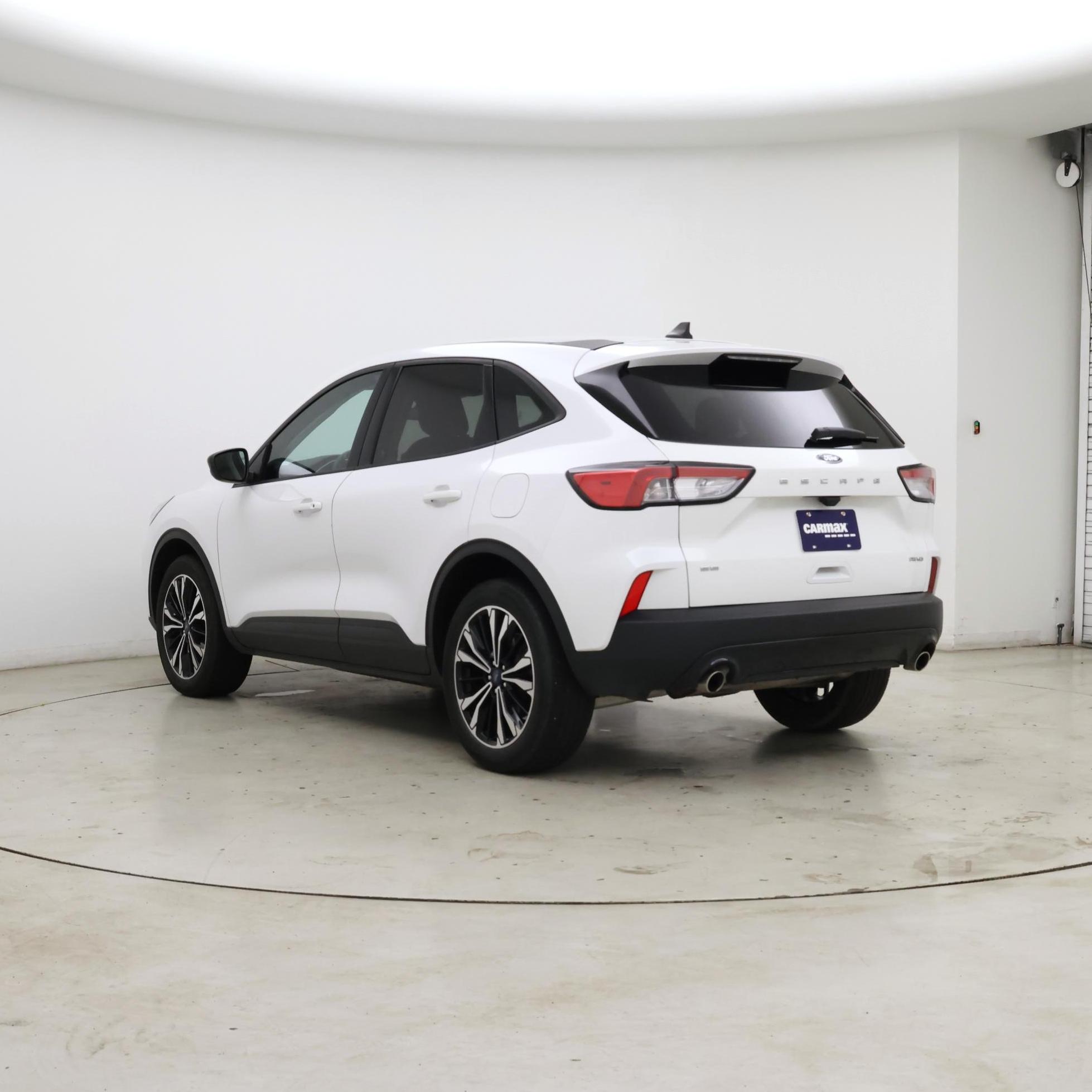 Thumbnail: 2022 Ford Escape - 2