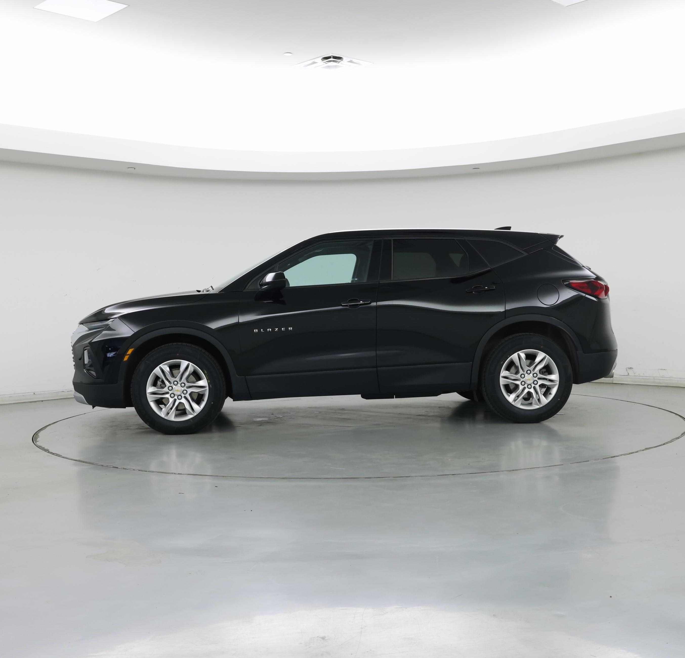 Thumbnail: 2021 Chevrolet Blazer - 3
