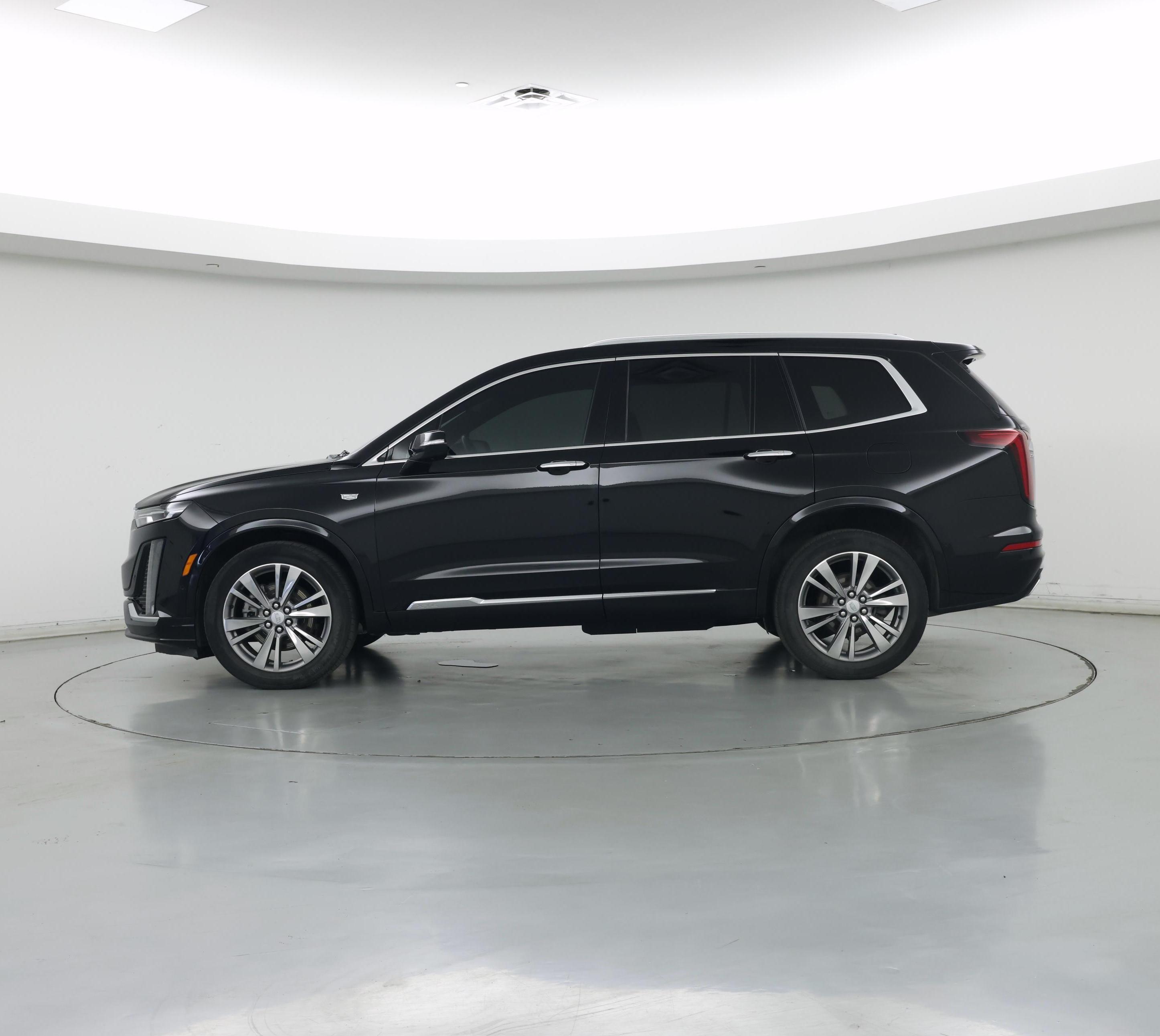 Thumbnail: 2021 Cadillac XT6 - 3
