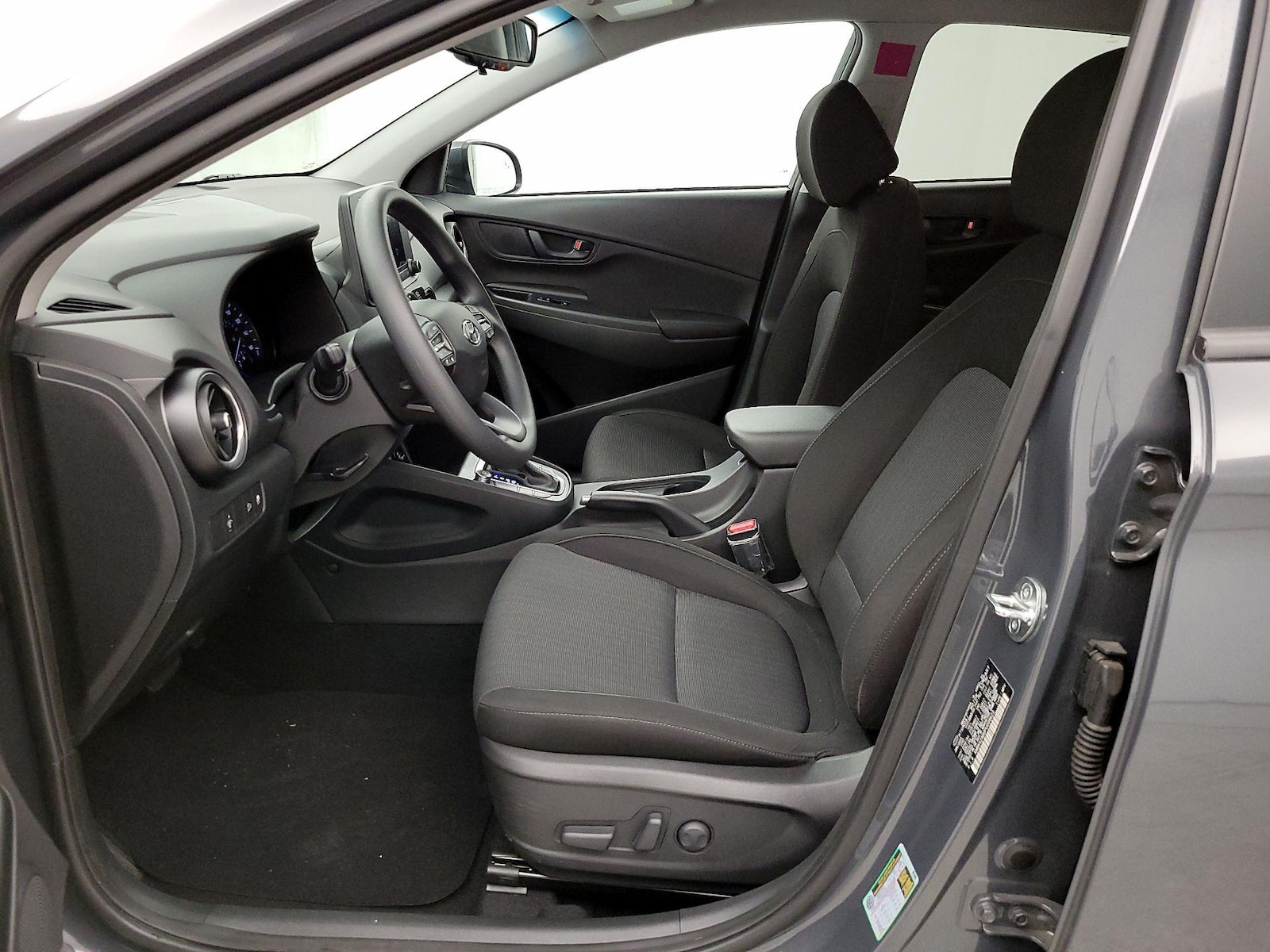 2023 Hyundai Kona SEL - Photo 12