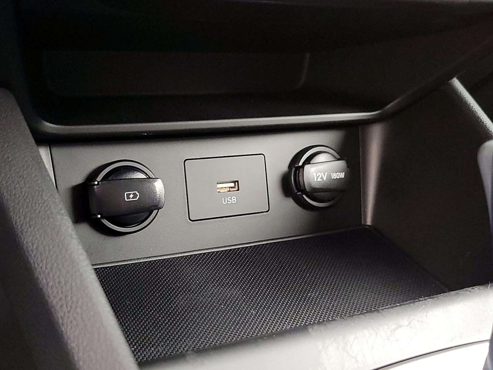 2023 Hyundai Kona SEL - Photo 19