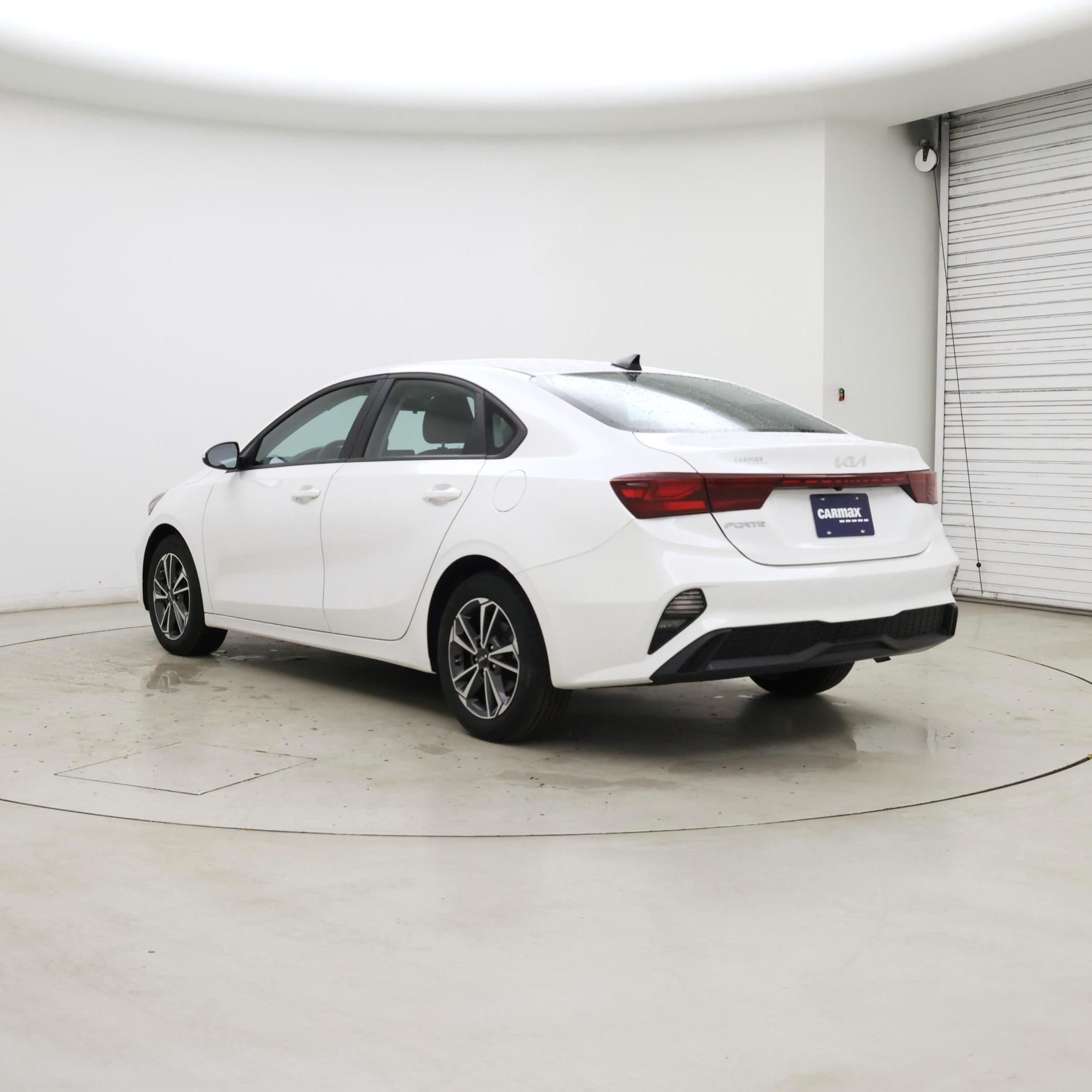 Thumbnail: 2023 Kia Forte - 2