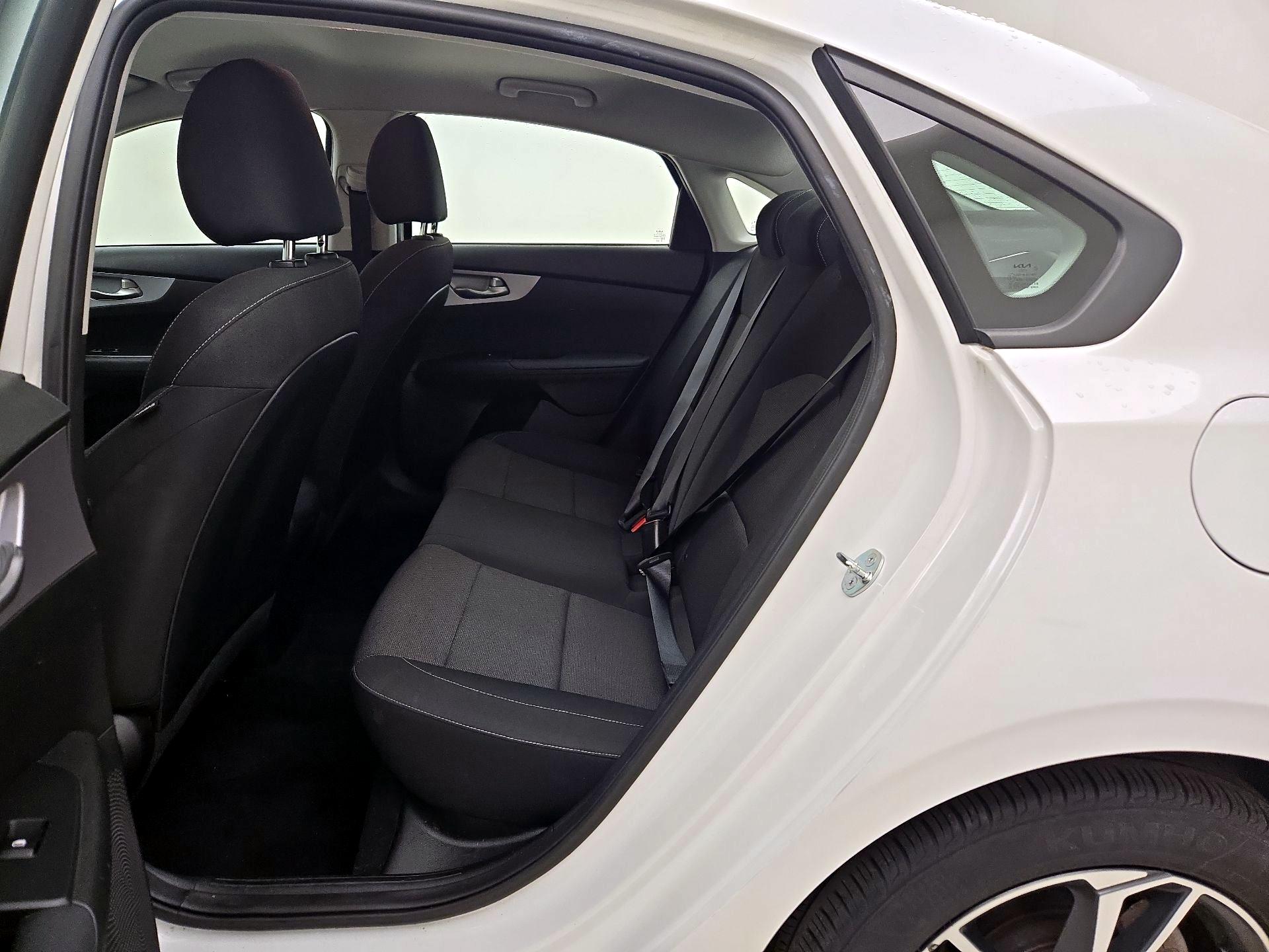 Thumbnail: 2023 Kia Forte - 19