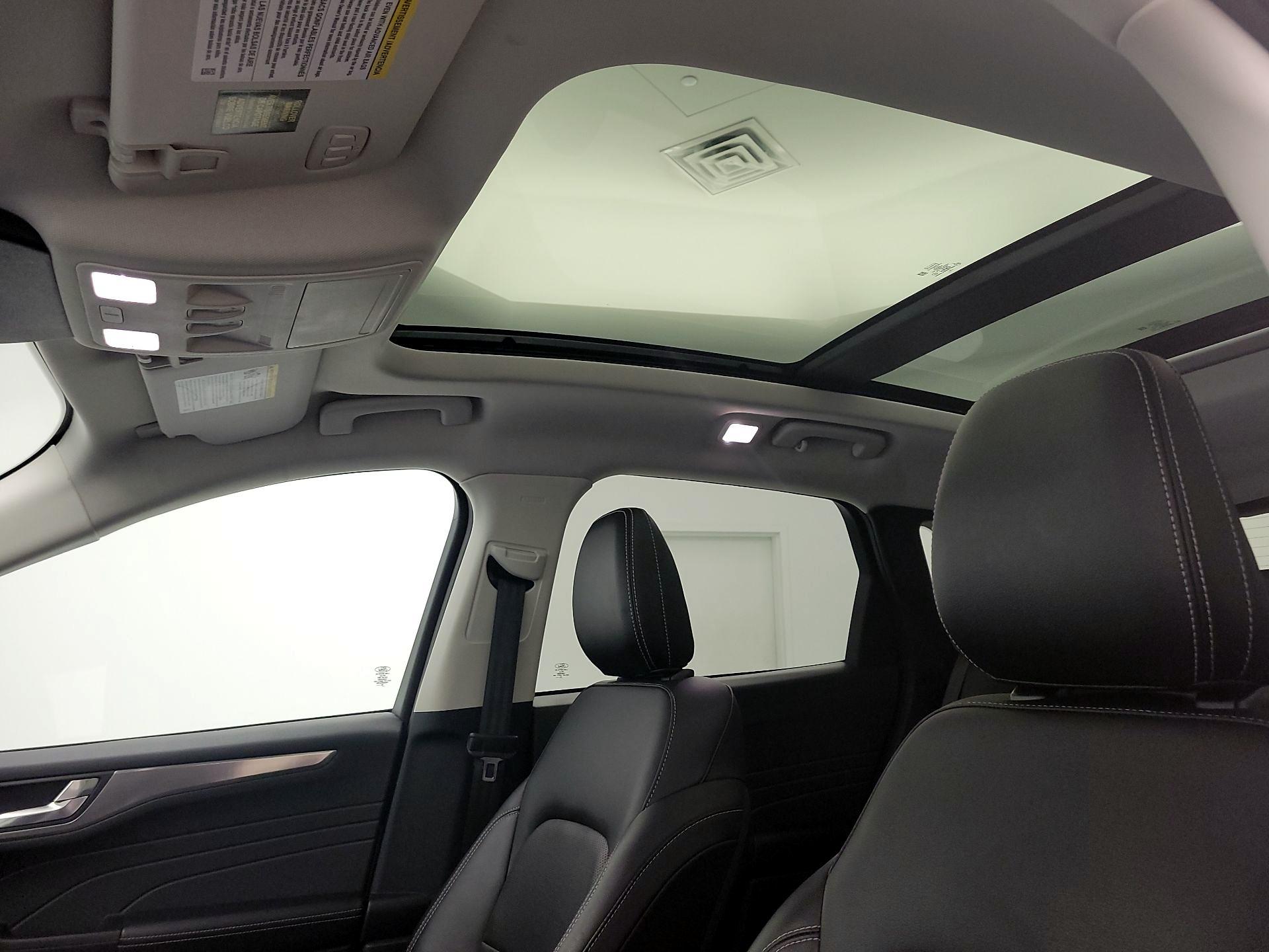 Thumbnail: 2022 Ford Escape - 20