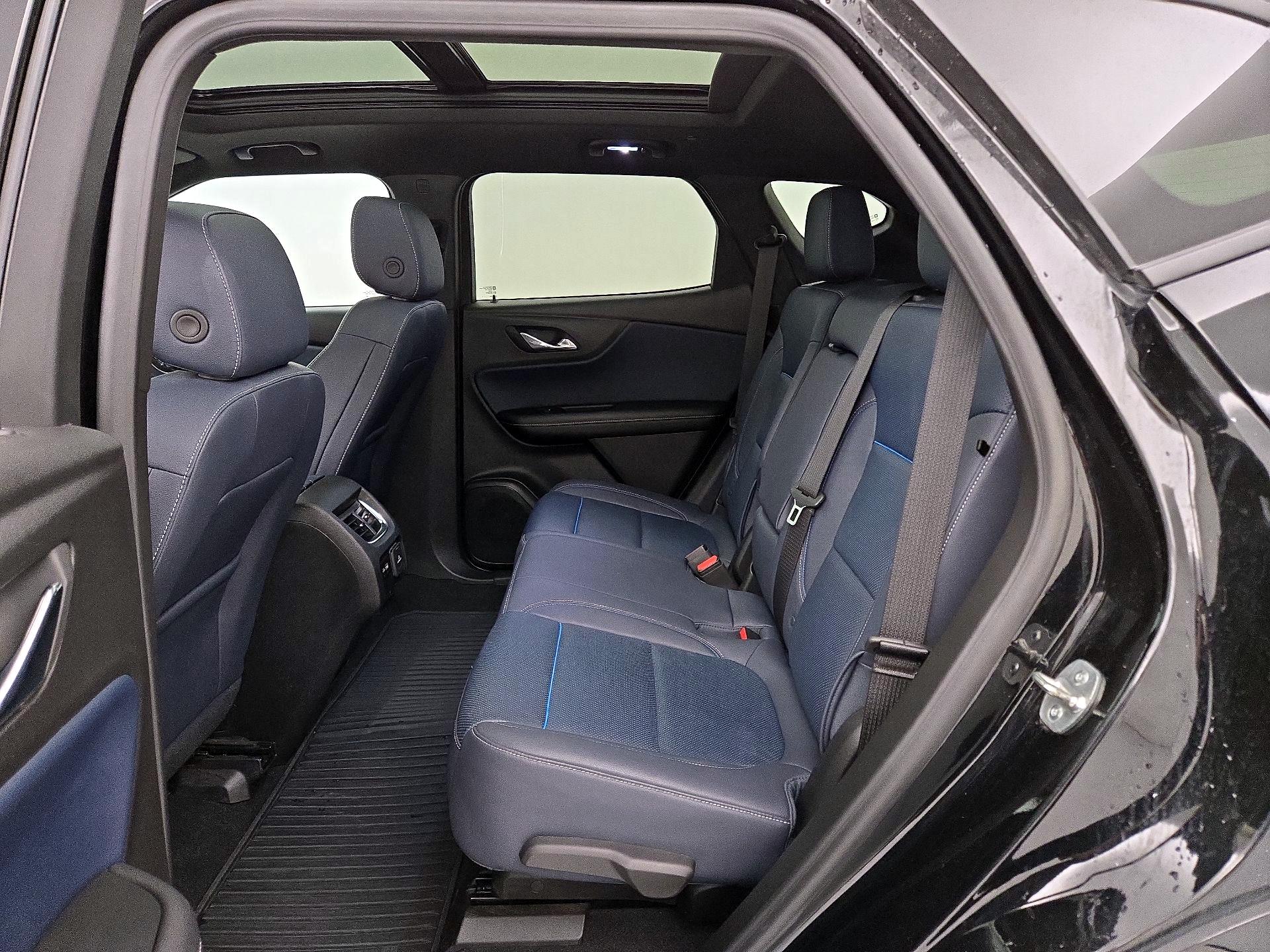 Thumbnail: 2025 Chevrolet Blazer - 20