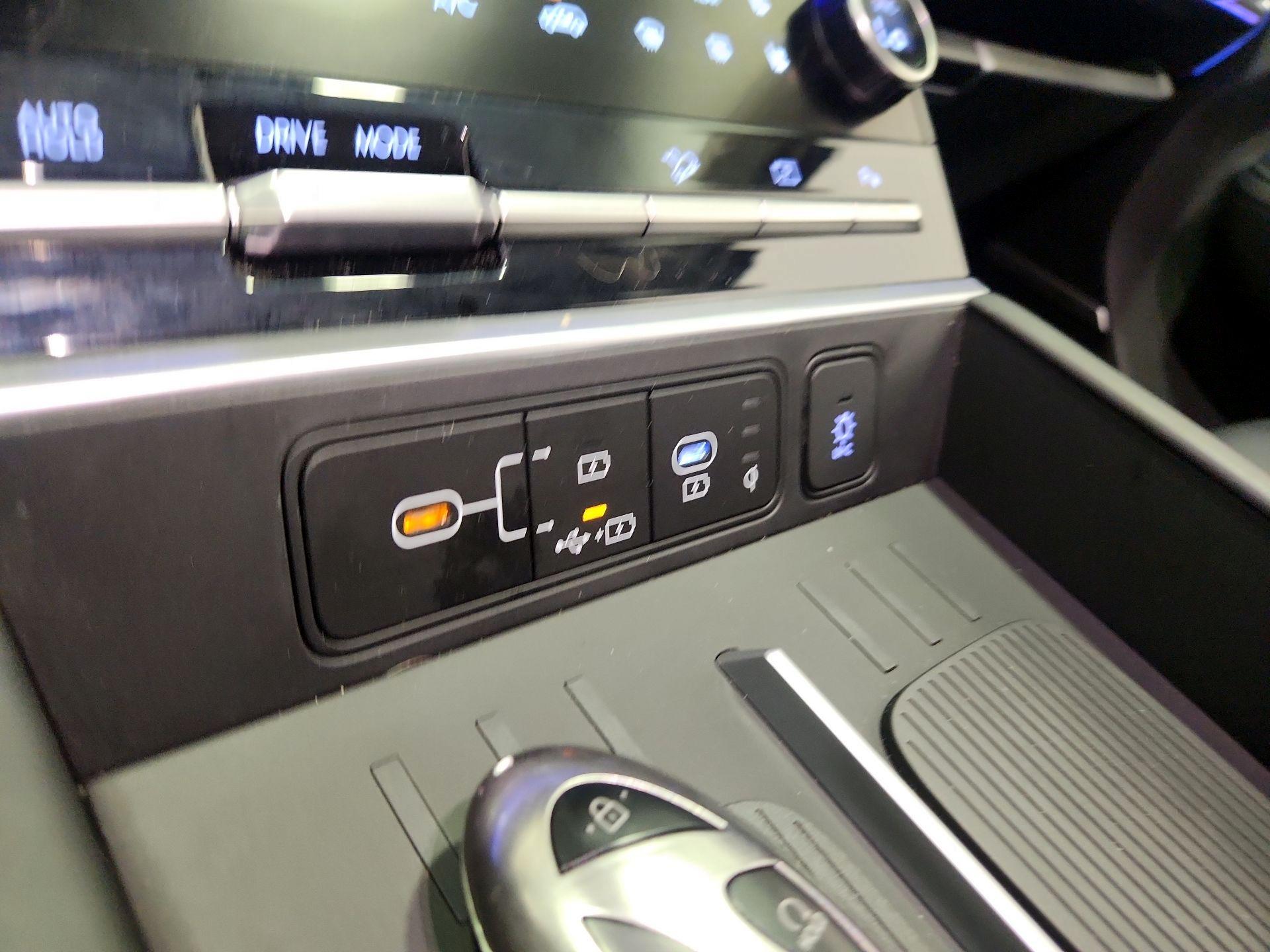 Thumbnail: 2024 Hyundai Santa Fe - 18