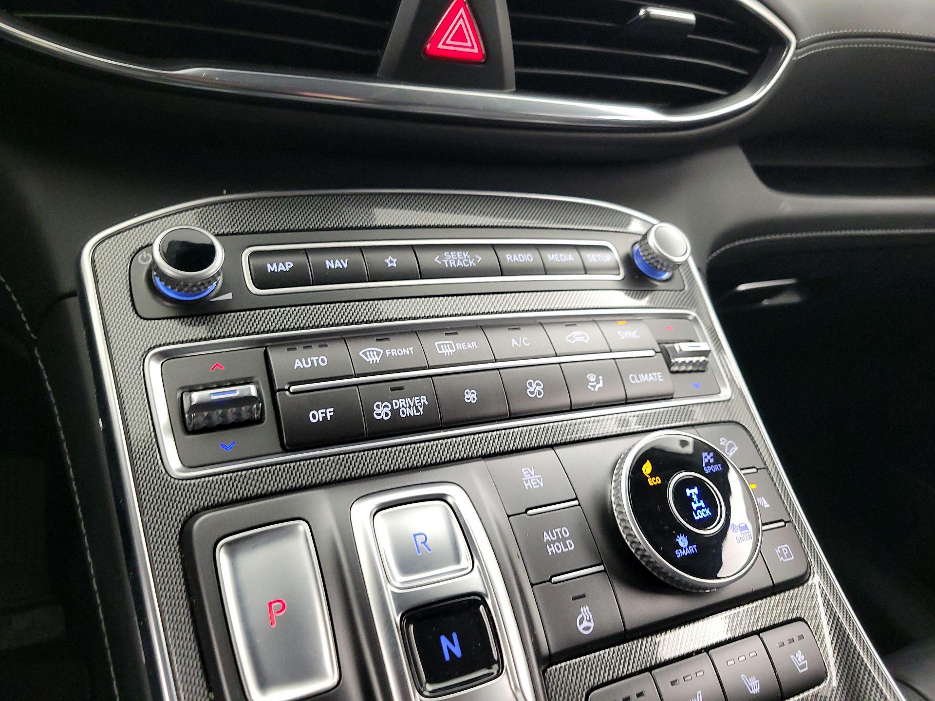 Thumbnail: 2023 Hyundai Santa Fe - 17