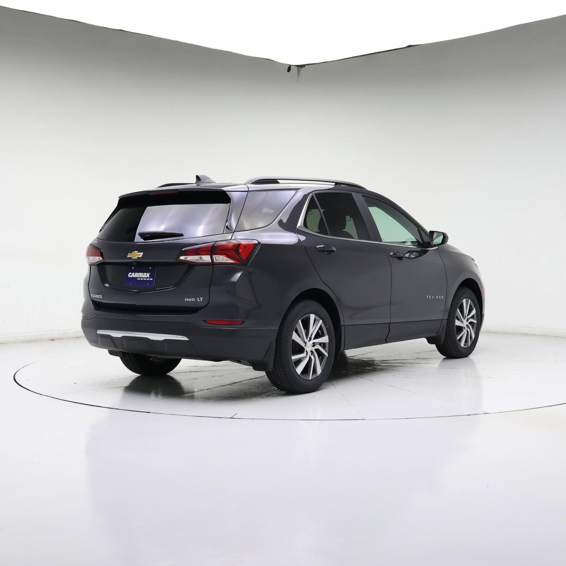 Thumbnail: 2022 Chevrolet Equinox - 8