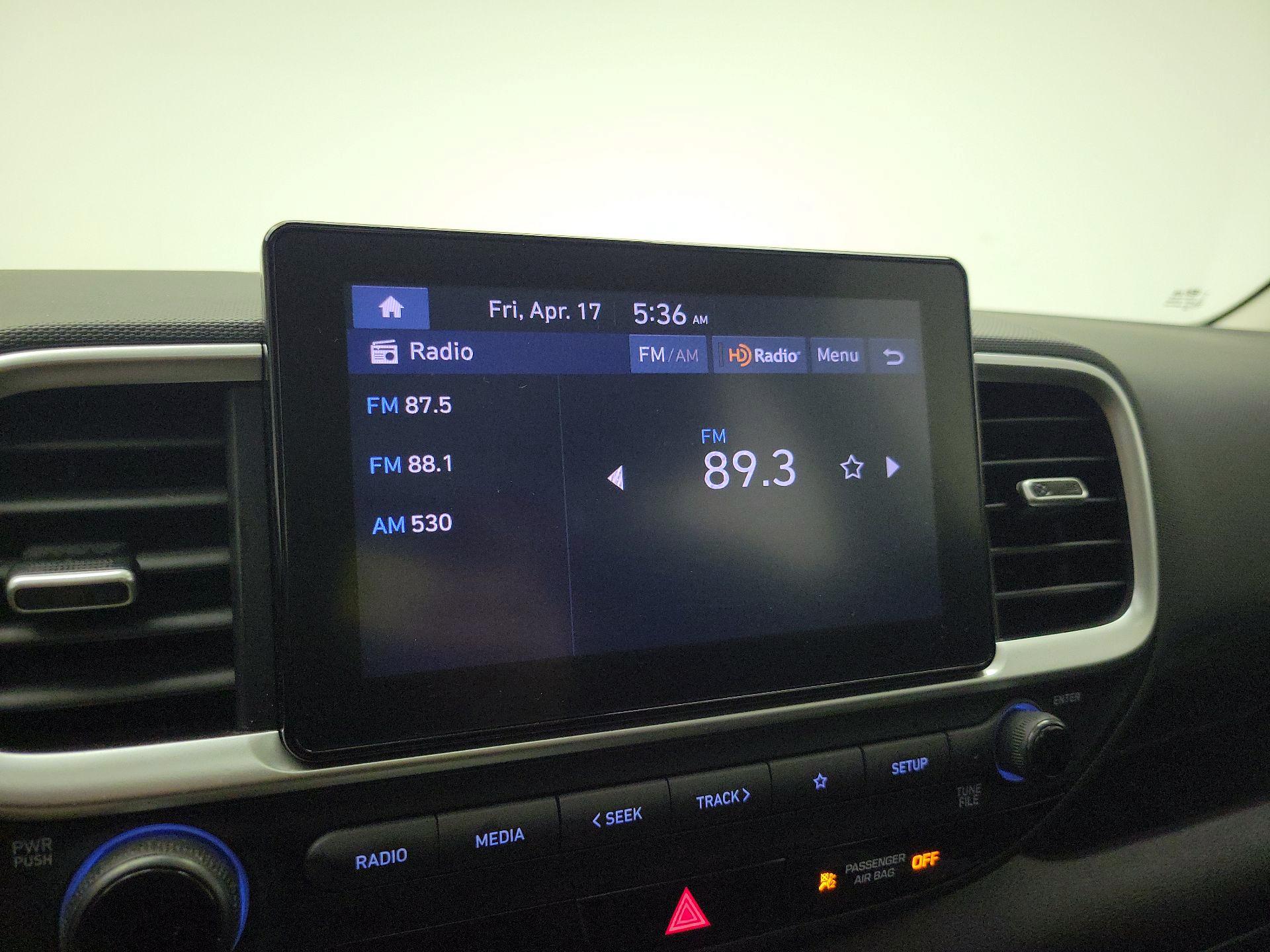 Thumbnail: 2023 Hyundai Venue - 15