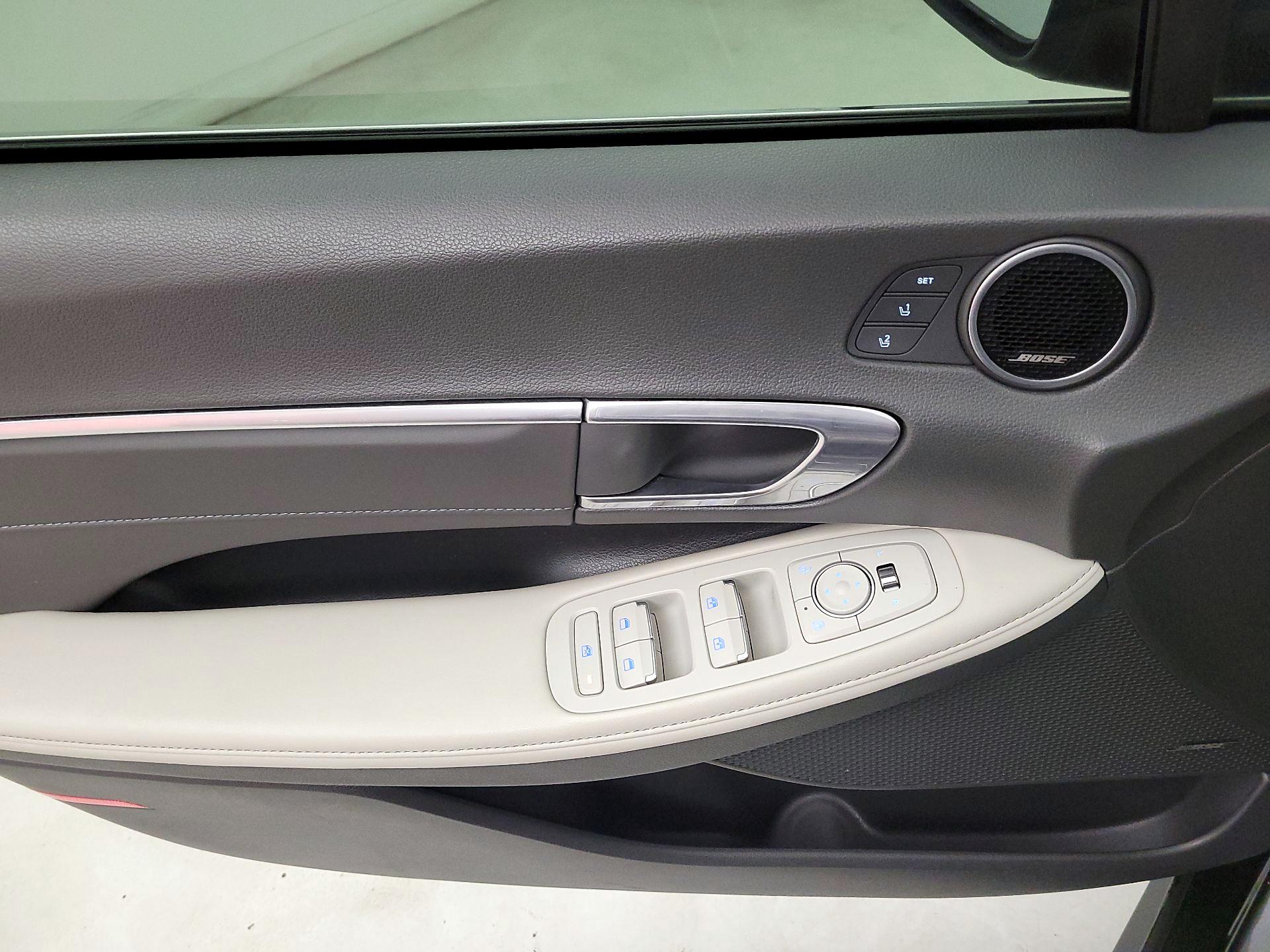 Thumbnail: 2022 Hyundai Sonata - 12