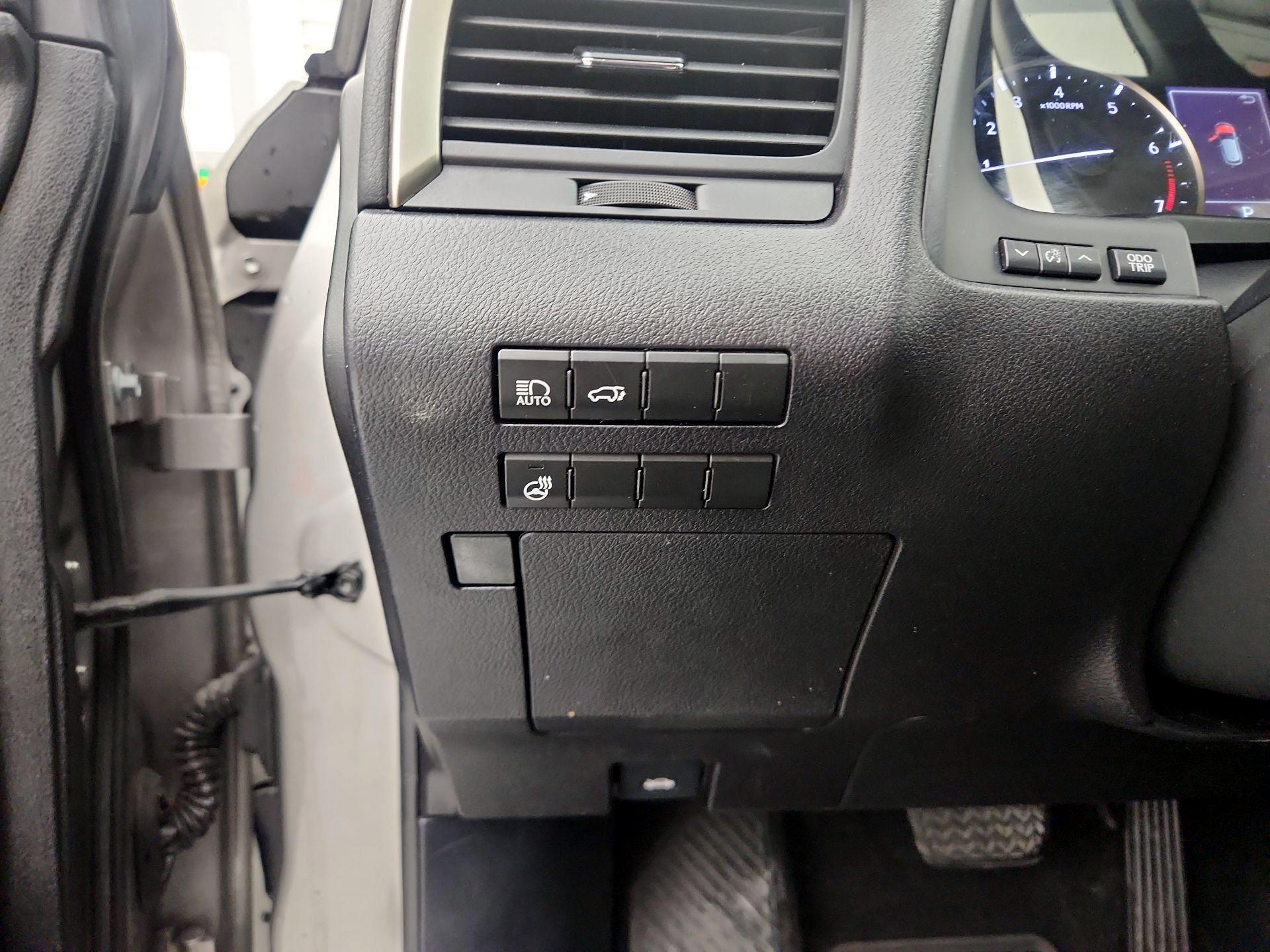 Thumbnail: 2020 Lexus RX - 13