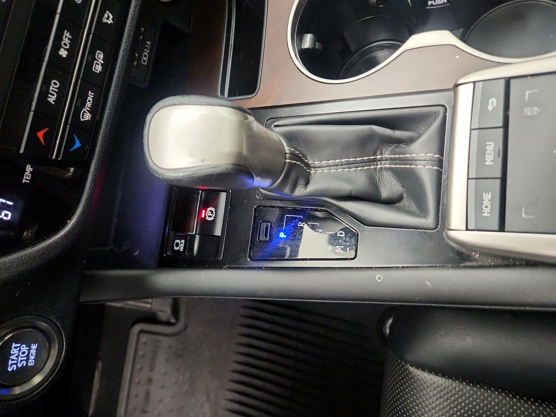 Thumbnail: 2020 Lexus RX - 17