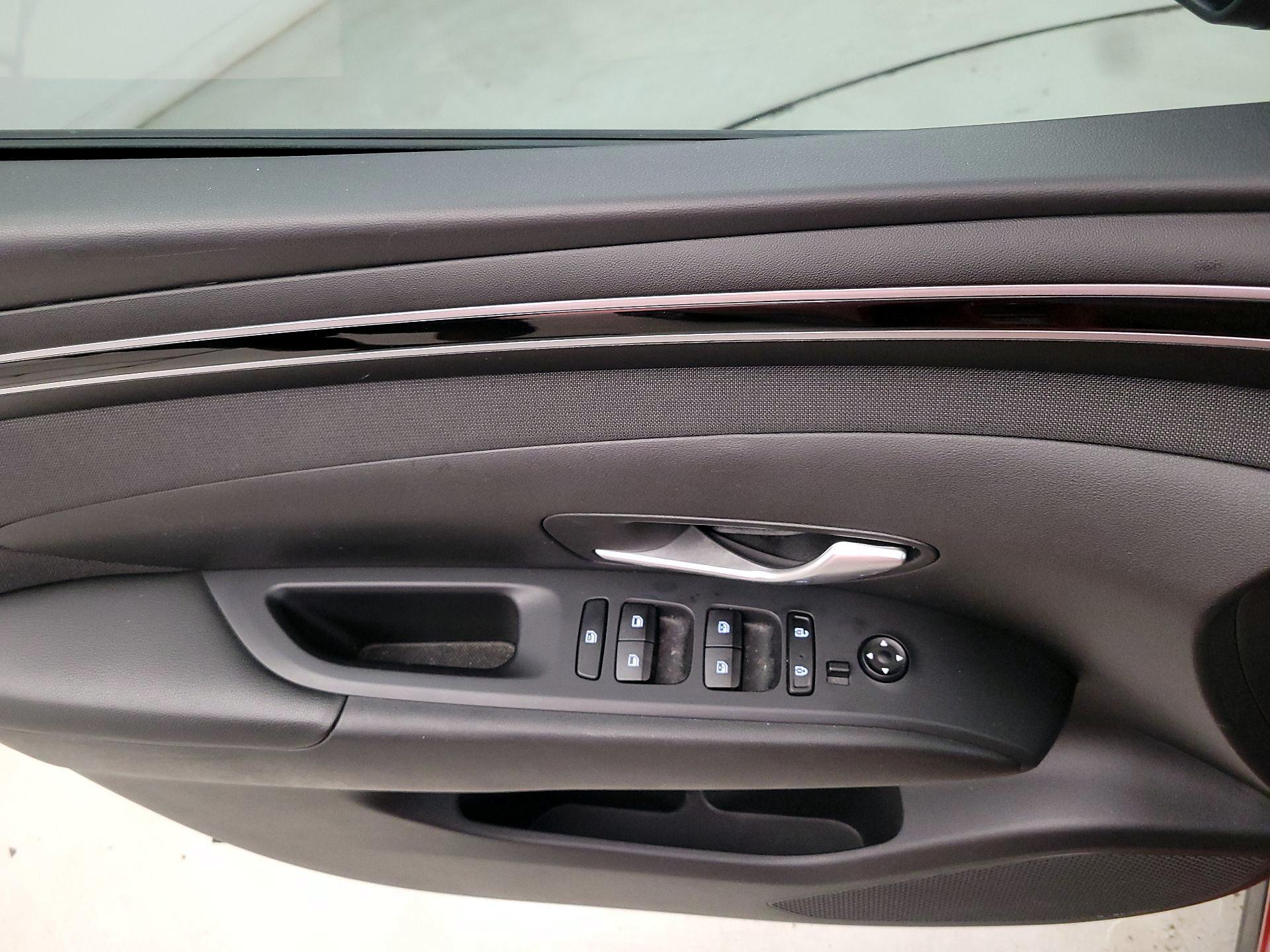 Thumbnail: 2023 Hyundai Tucson - 12