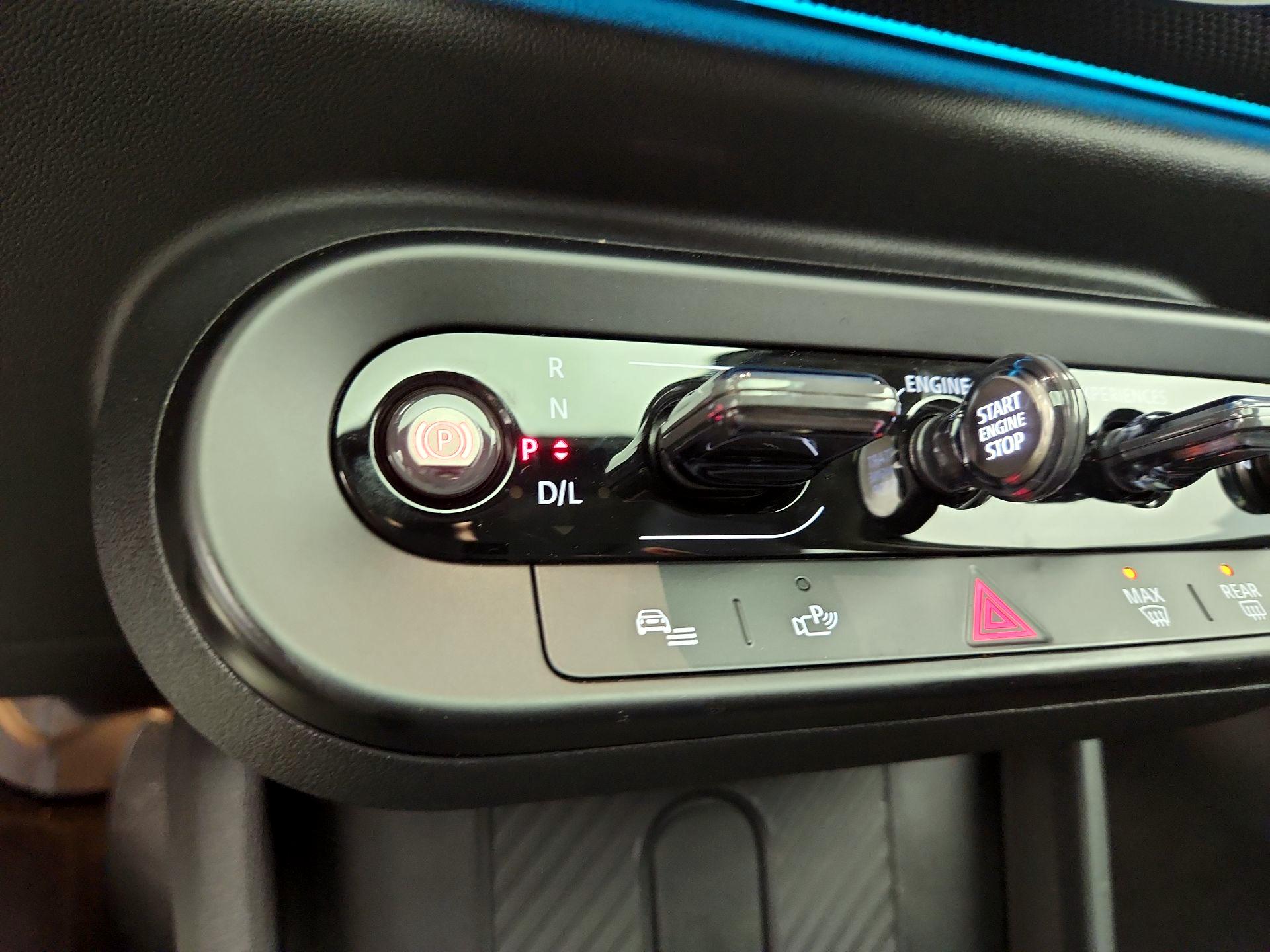 Thumbnail: 2025 MINI Cooper Hardtop - 17