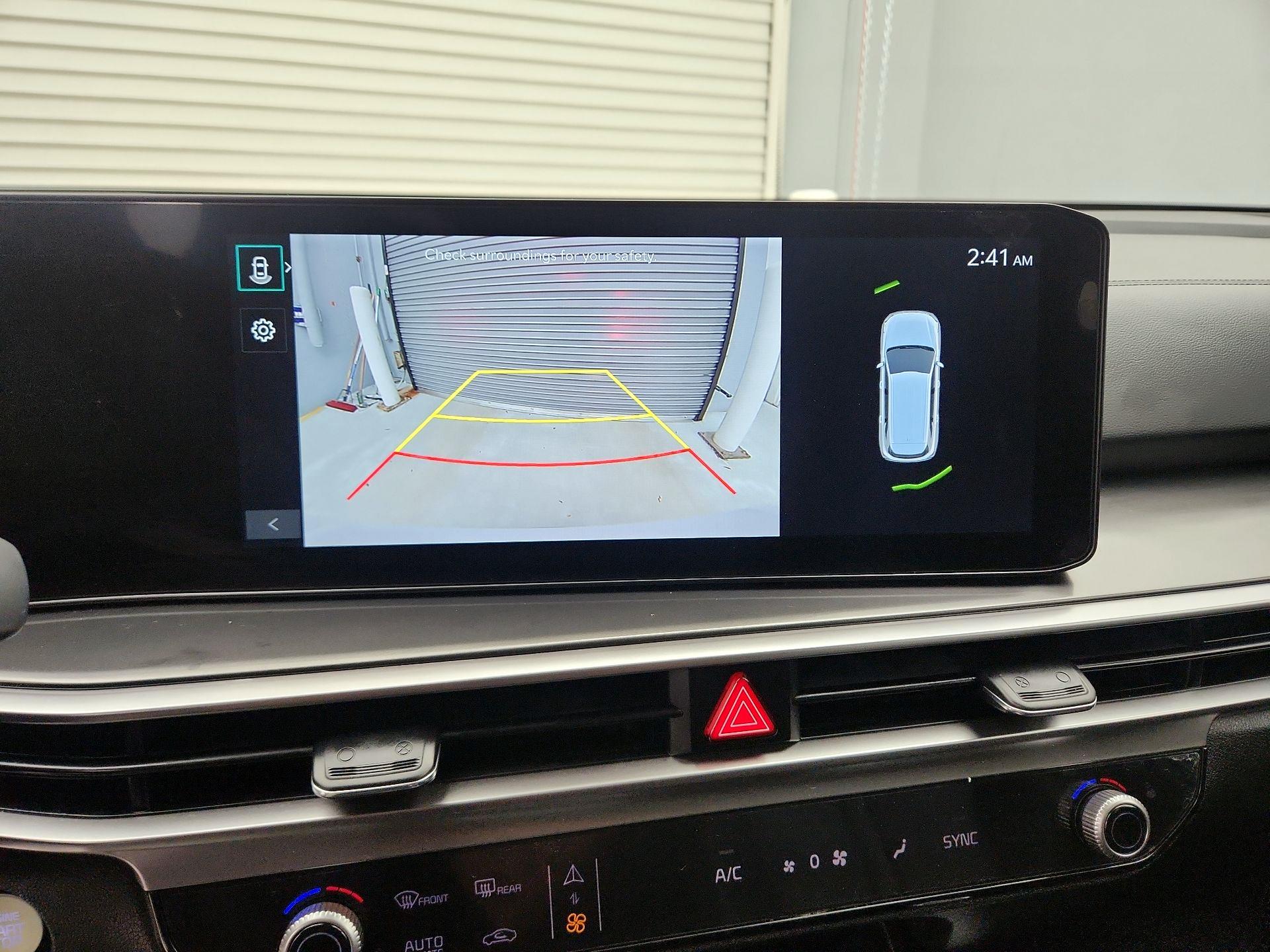 Thumbnail: 2025 Kia Sorento - 15