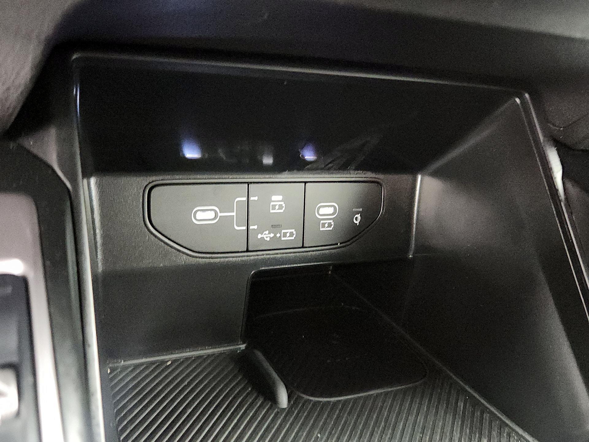 Thumbnail: 2025 Kia Sorento - 19