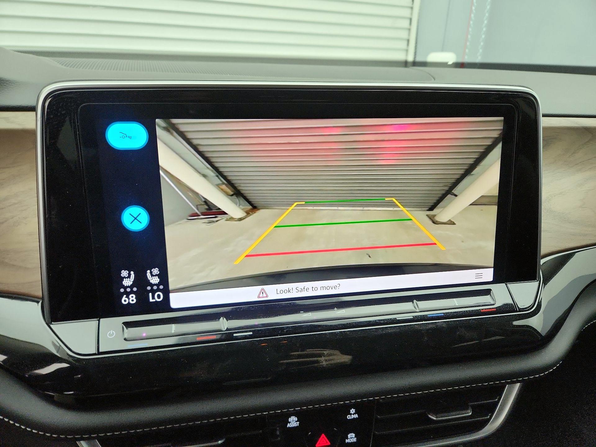 Thumbnail: 2025 Volkswagen Atlas - 14