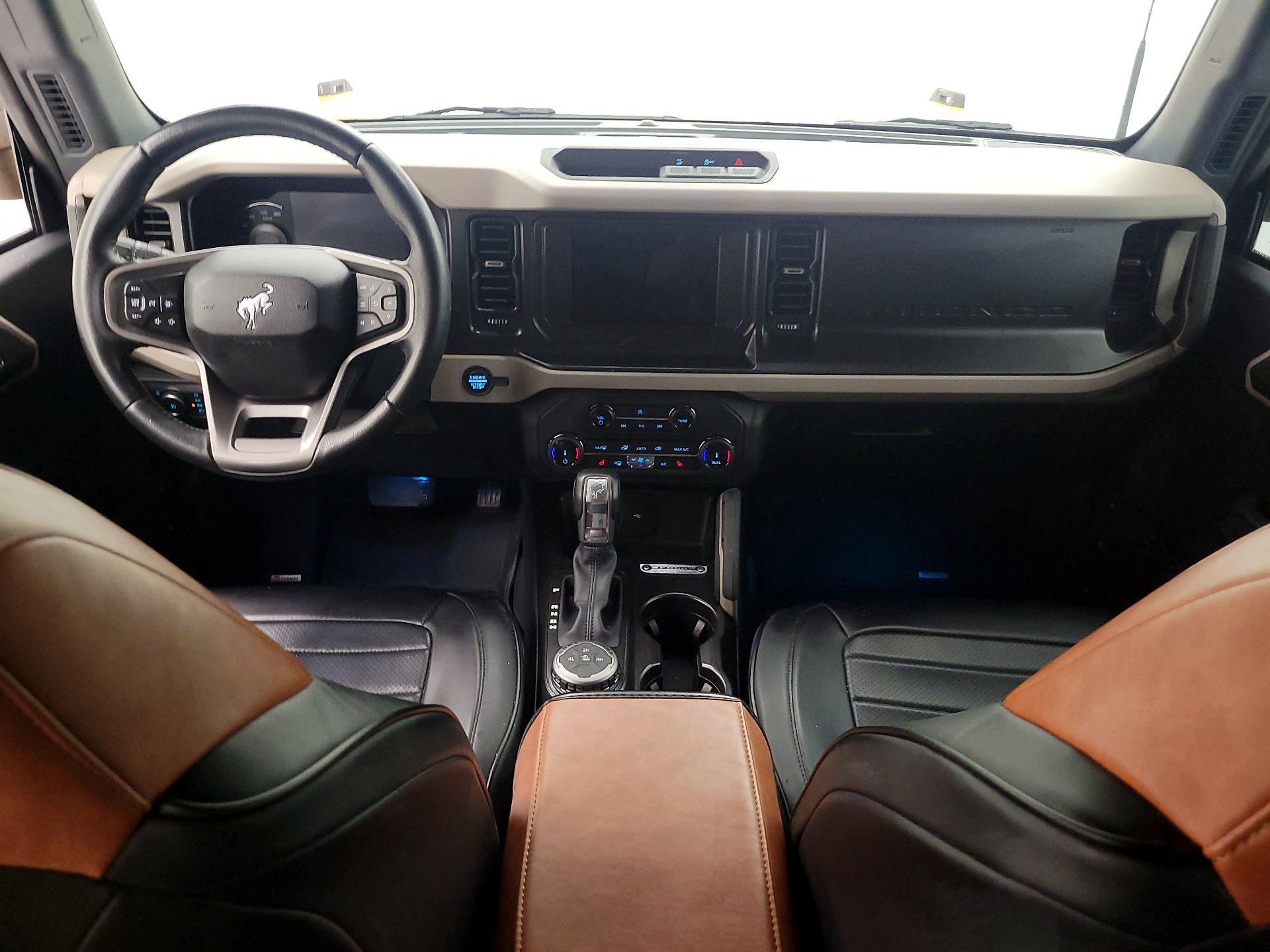 Thumbnail: 2022 Ford Bronco - 9