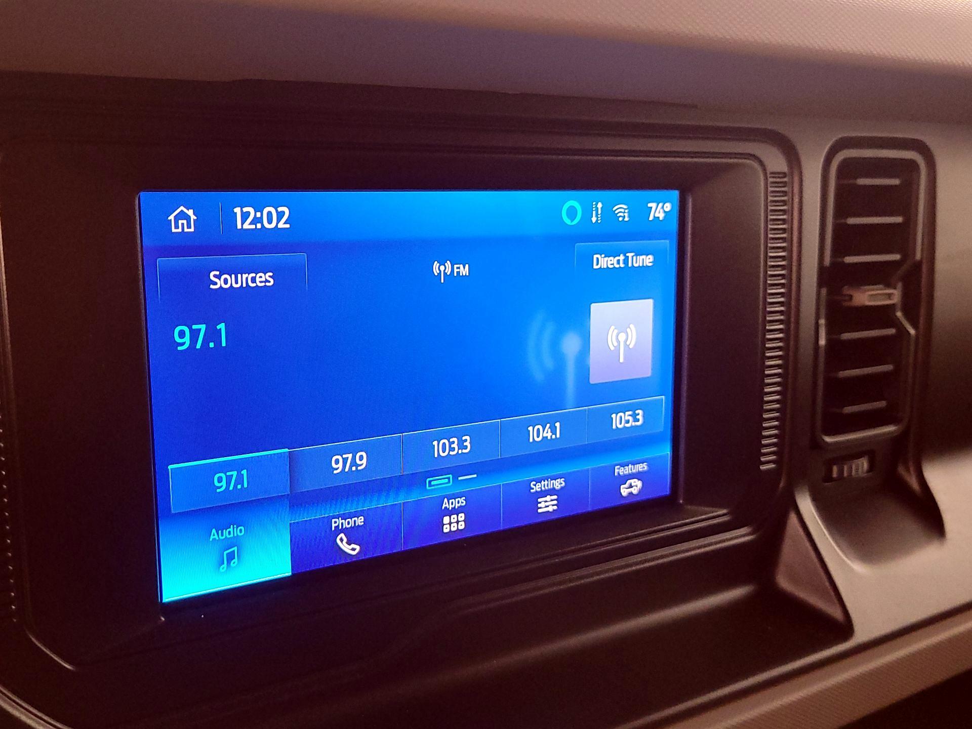 Thumbnail: 2022 Ford Bronco - 15