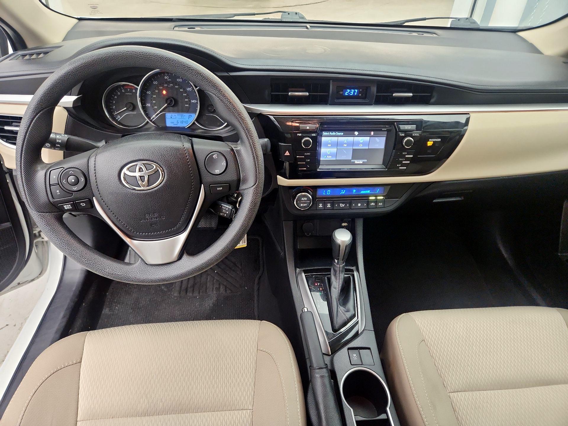 Thumbnail: 2015 Toyota Corolla - 9