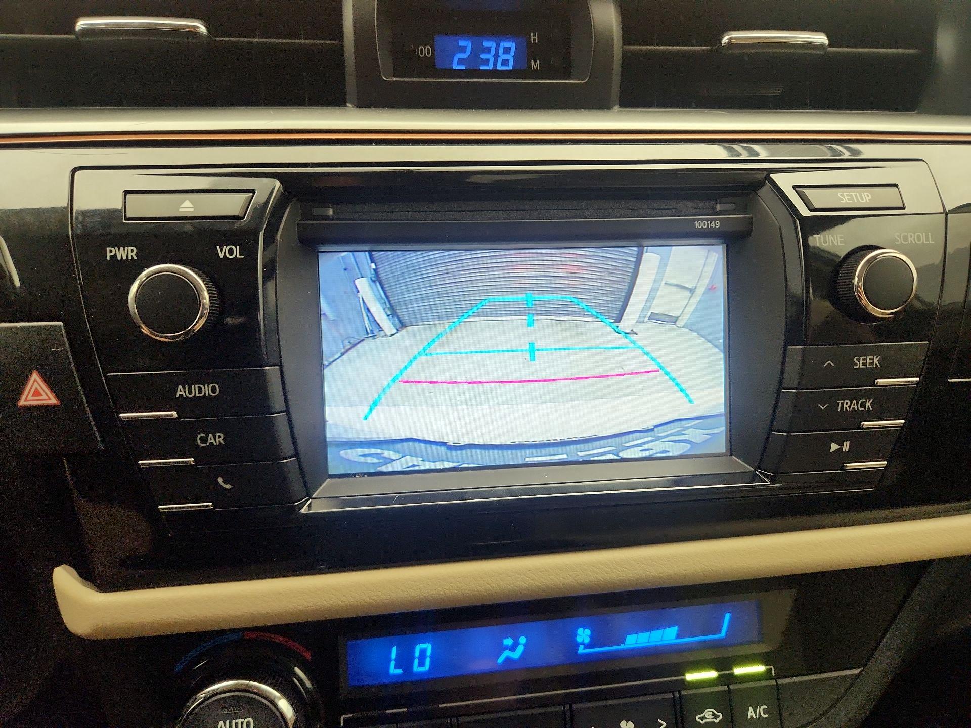 Thumbnail: 2015 Toyota Corolla - 14